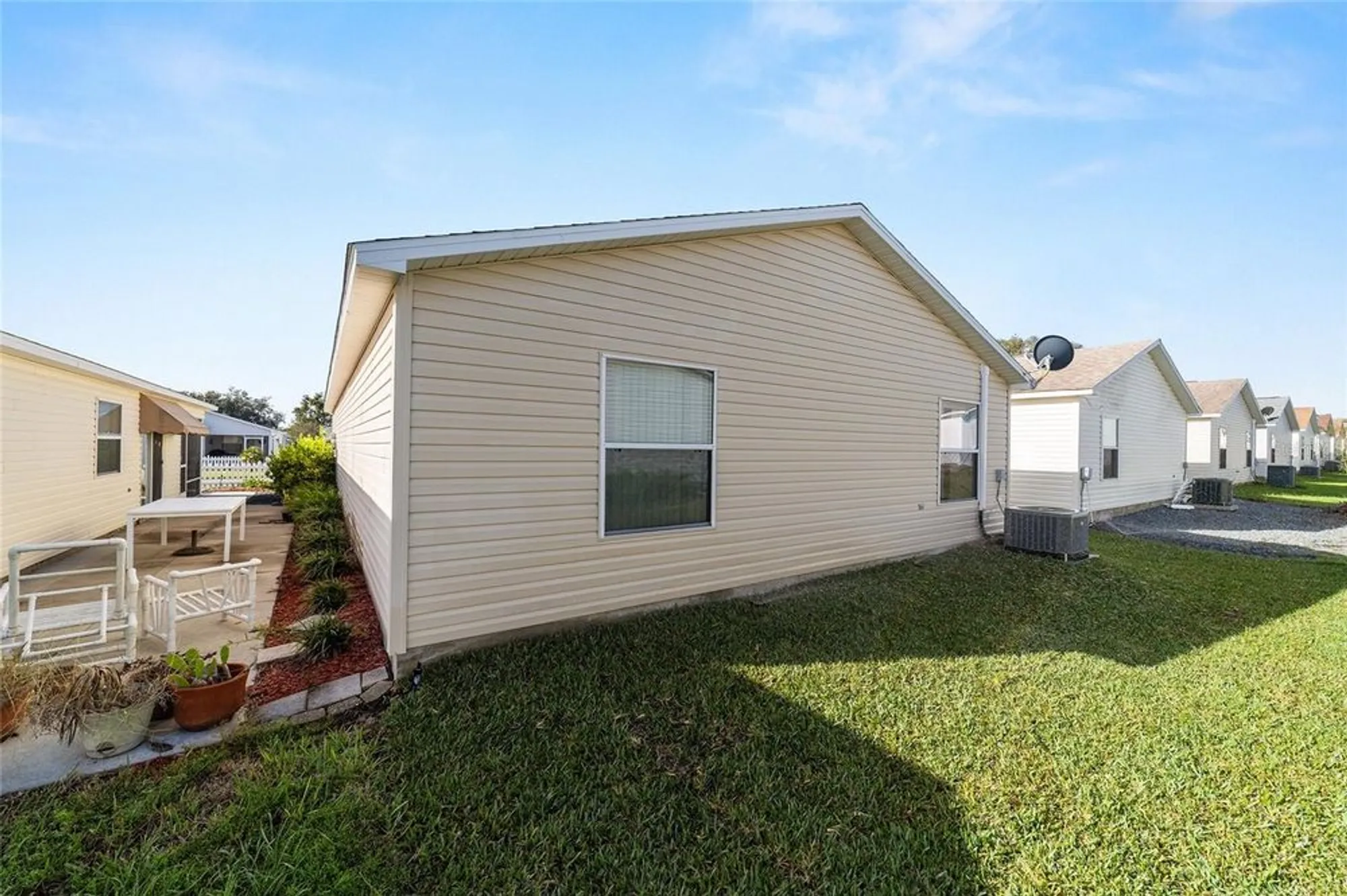 Property Slideshow image 36 of 45 | 2805 burgos dr, The Villages, FL, 32162