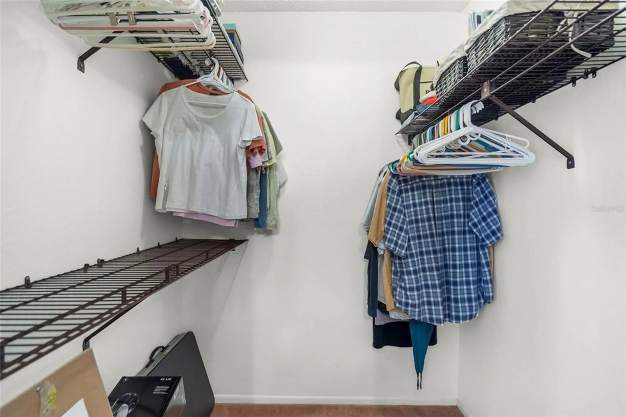 Property Slideshow image 12 of 26 | 605 apple ln, Englewood, FL, 34223