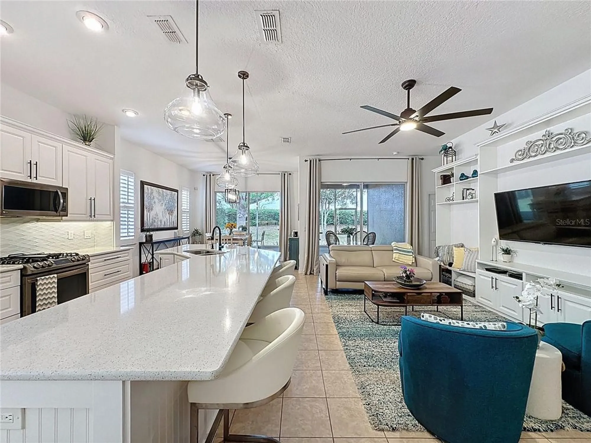 Property Slideshow image 19 of 78 | 135 crepe myrtle dr, Groveland, FL, 34736