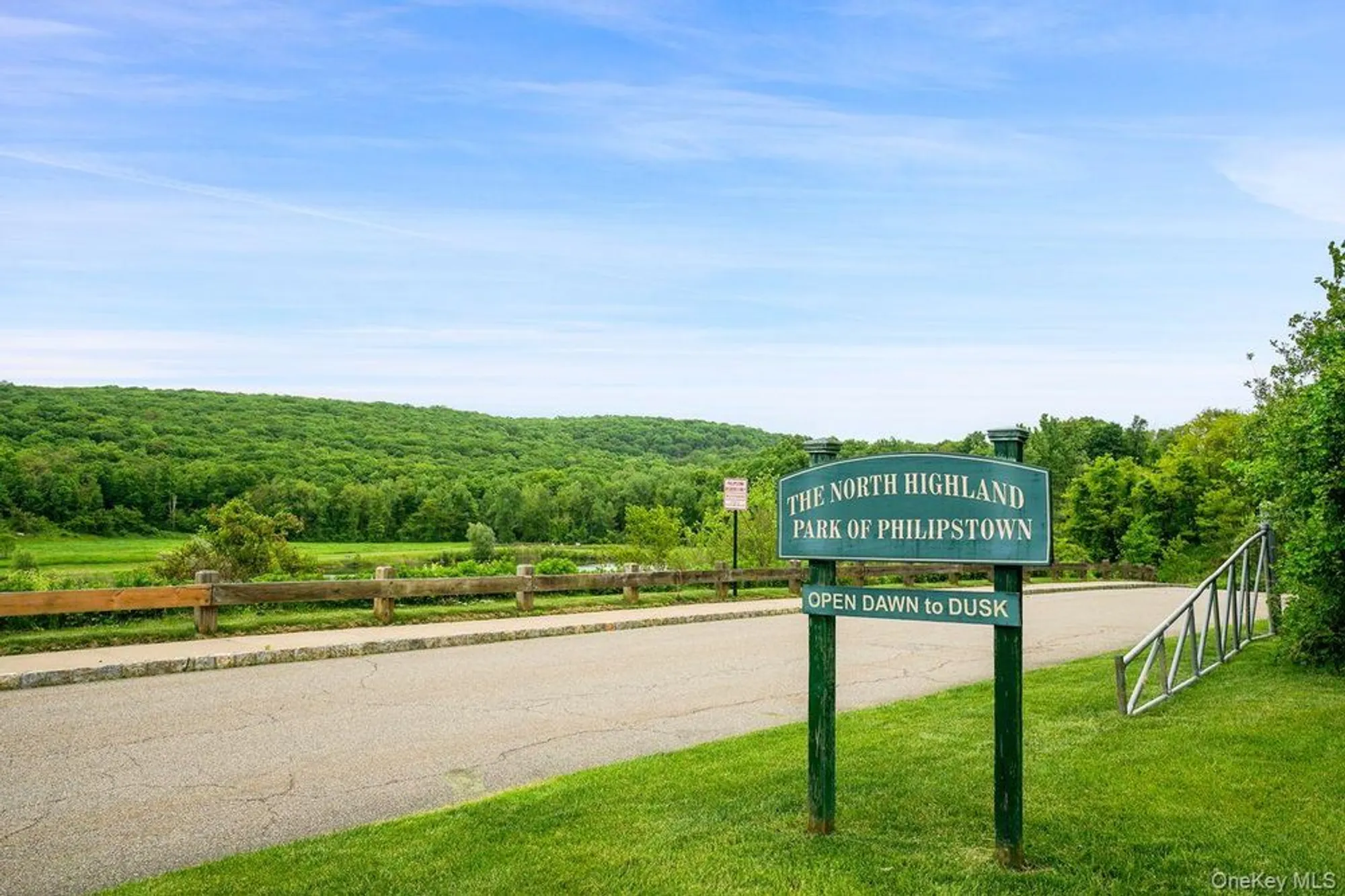 Property Slideshow image 13 of 40 | 43 yesterday dr, Cold Spring, NY, 10516