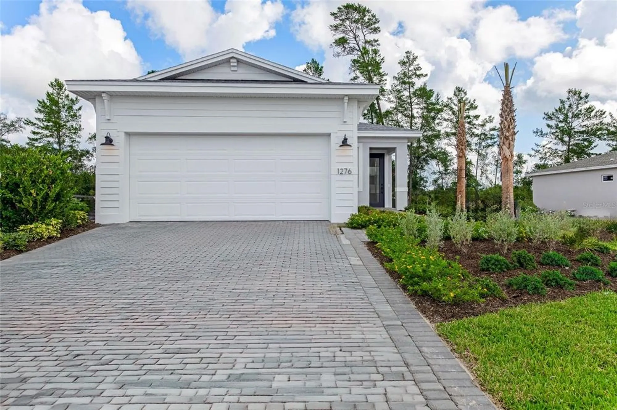 Property Slideshow image 2 of 22 | 1276 jackson hole ct, Deland, FL, 32724