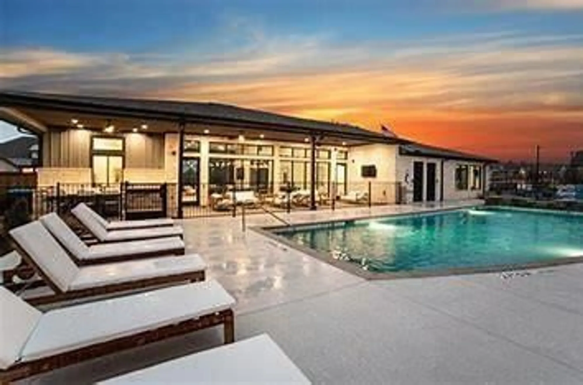 Property Slideshow image 26 of 28 | 5924 carmona trl, Fort Worth, TX, 76123