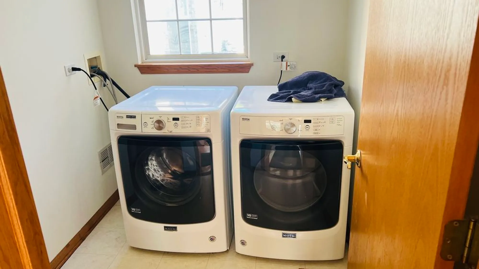 Property Slideshow image 13 of 18 | 20827 w honeysuckle ct, Plainfield, IL, 60544