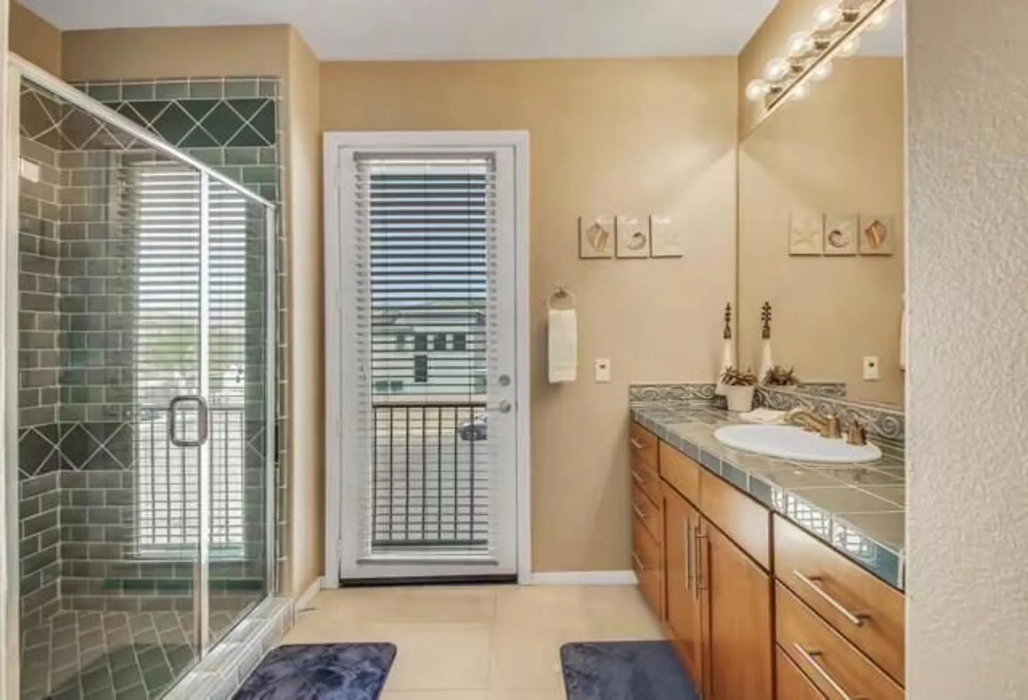 Property Slideshow image 25 of 36 | 43157 armonia ct, Indio, CA, 92203