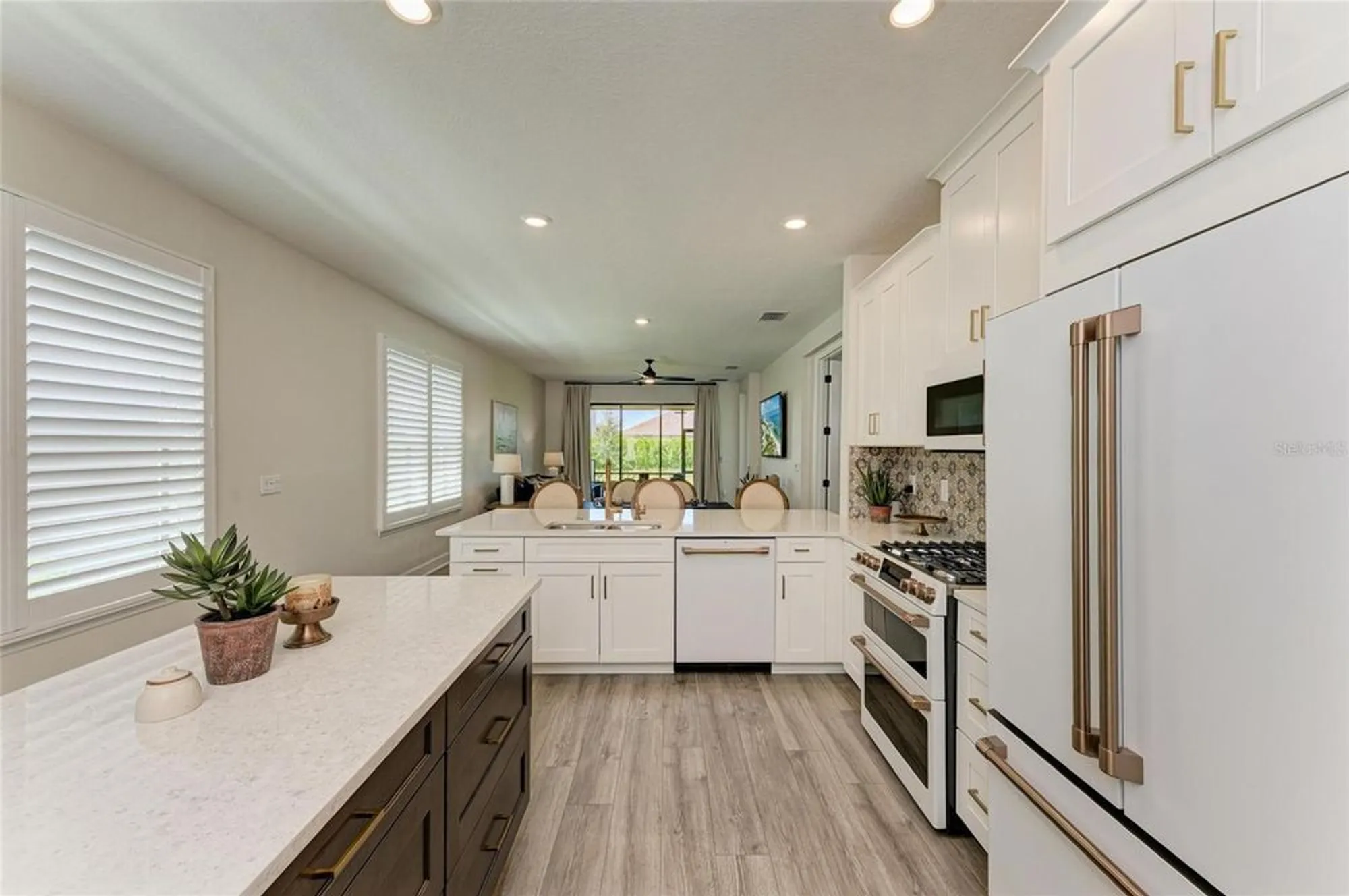 Property Slideshow image 6 of 53 | 16225 paynes mill dr, Bradenton, FL, 34211