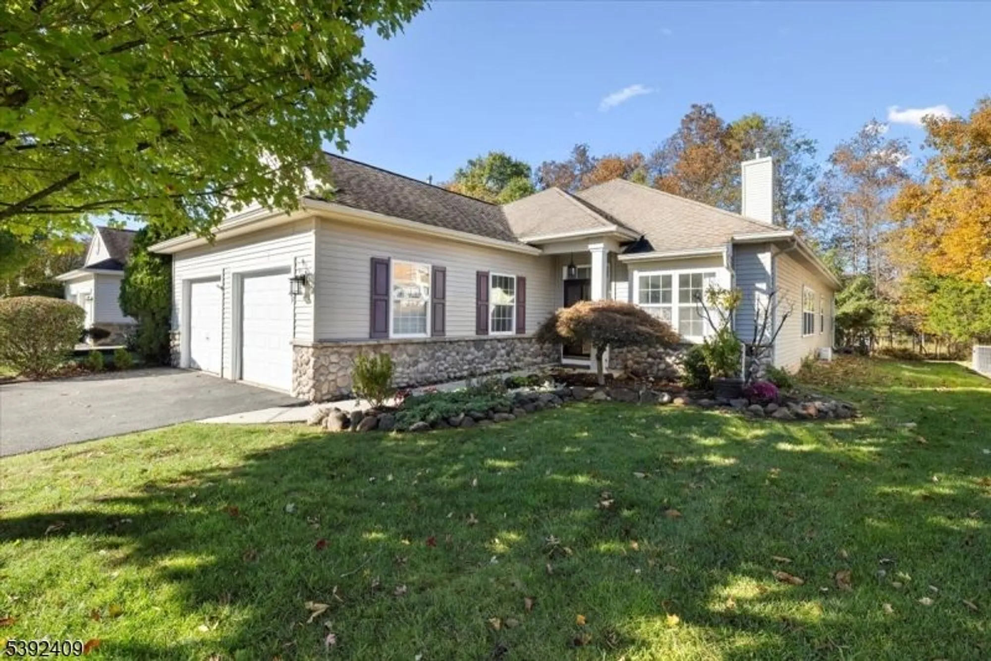 Property Slideshow image 1 of 37 | 29 daulton dr, Somerset, NJ, 08873