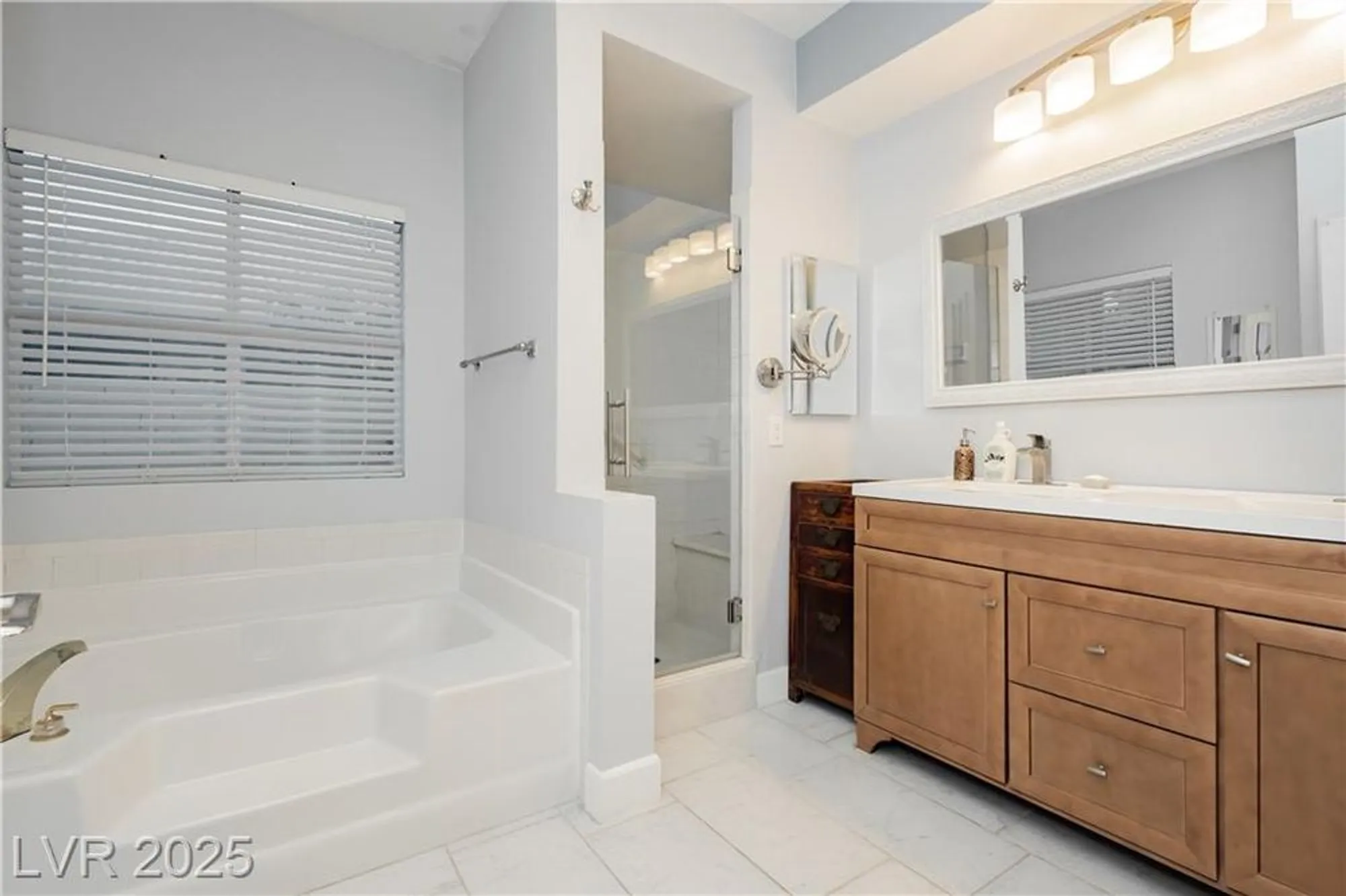 Property Slideshow image 17 of 30 | 5132 harvest moon ln, Las Vegas, NV, 89107