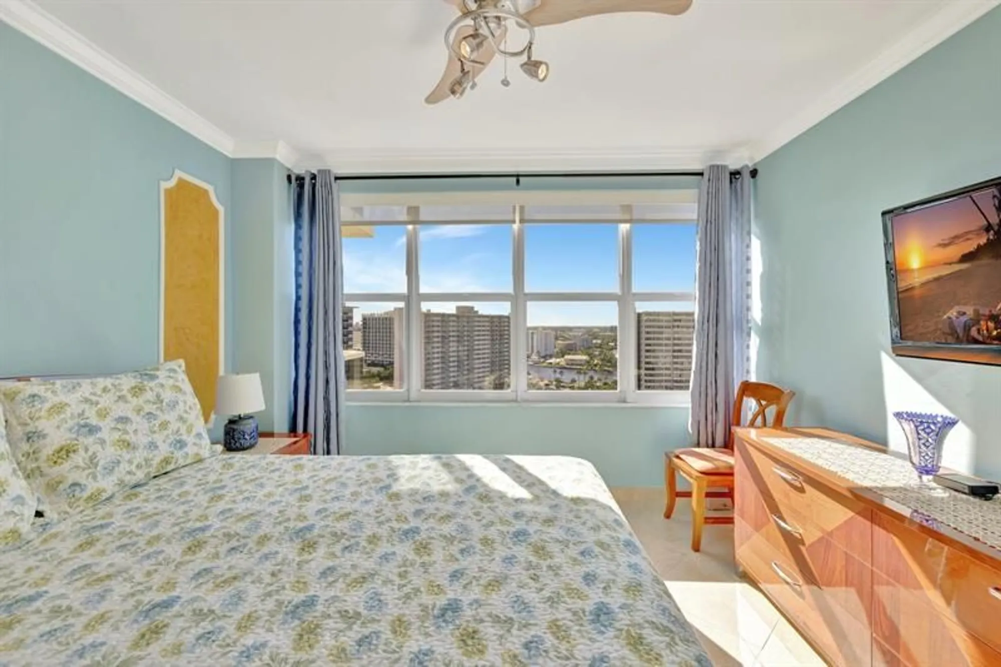 Property Slideshow image 33 of 49 | 3300 ne 36th st 1516, Fort Lauderdale, FL, 33308