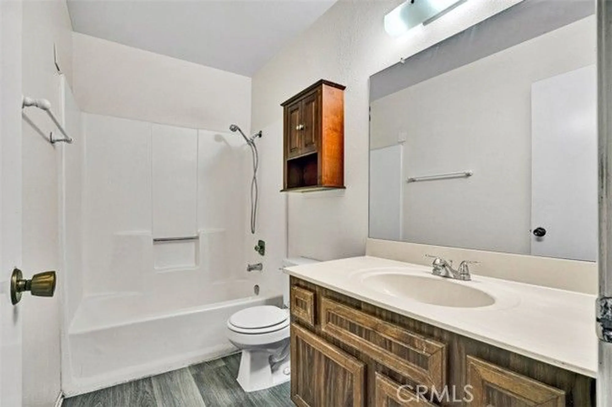 Property Slideshow image 13 of 20 | 29200 murrieta rd, Menifee, CA, 92586