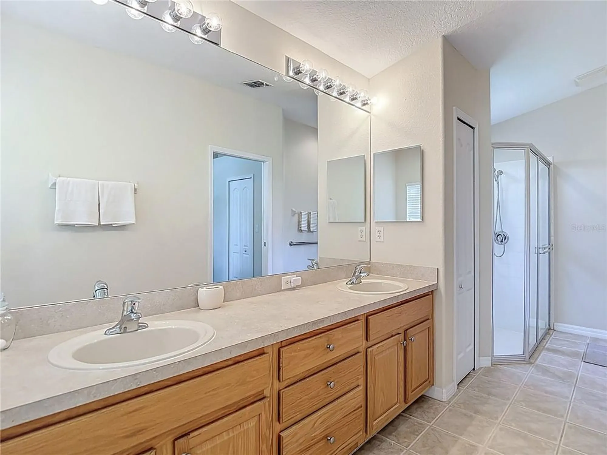Property Slideshow image 26 of 48 | 456 greenwich cir, Spring Hill, FL, 34609