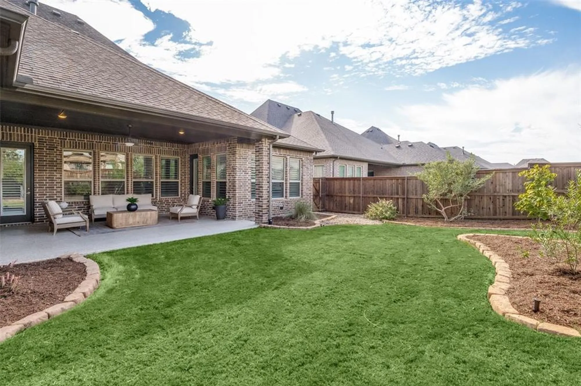 Property Slideshow image 24 of 31 | 8120 isle of skye, Lewisville, TX, 75056