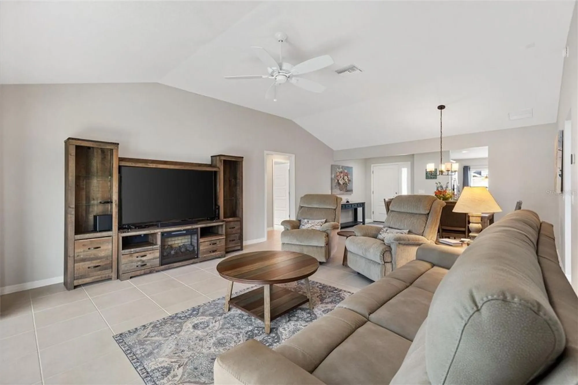 Property Slideshow image 13 of 40 | 2202 landrea loop, The Villages, FL, 32163