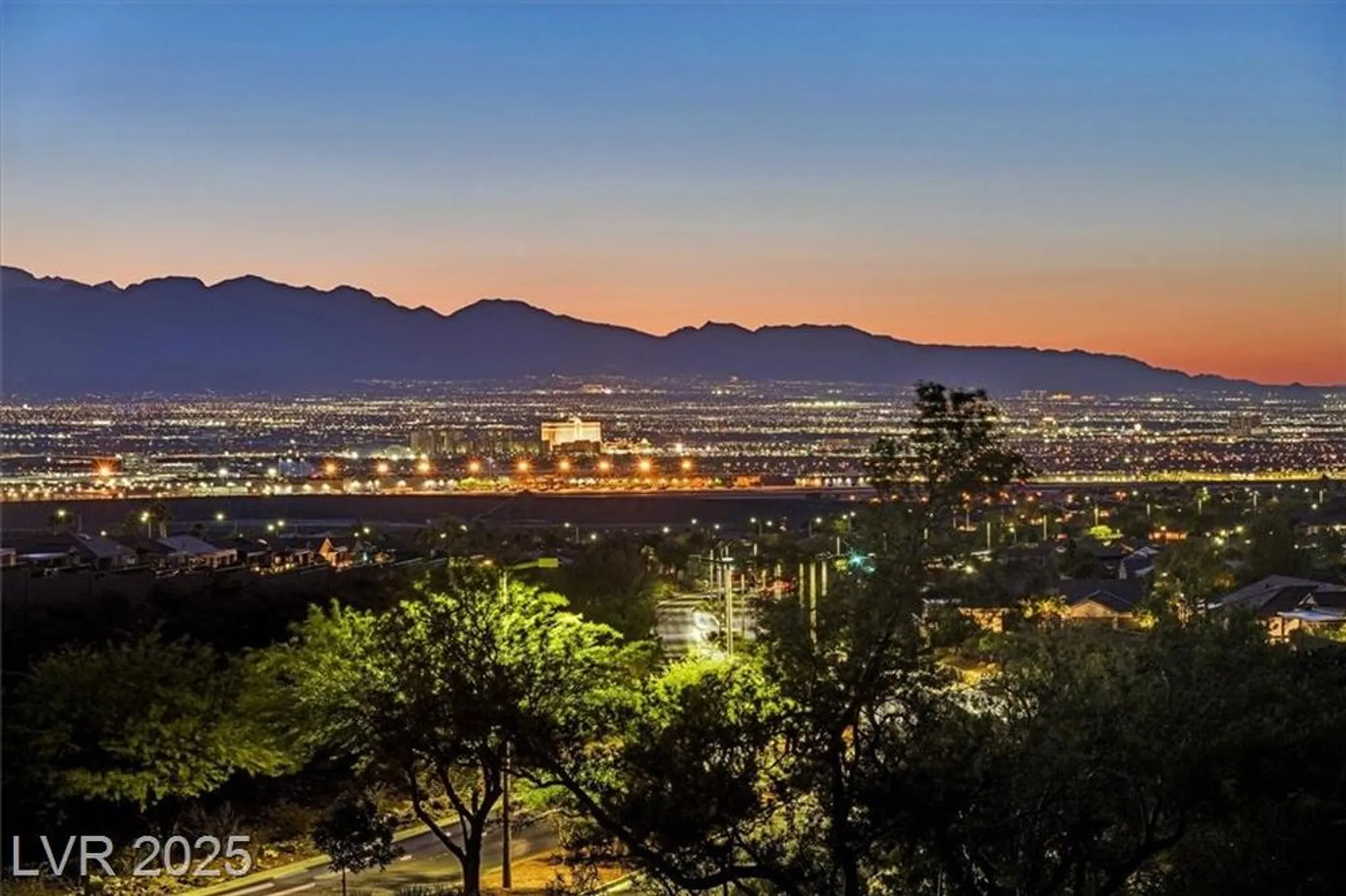 Property Slideshow image 47 of 64 | 2899 brook trout ct, Henderson, NV, 89052