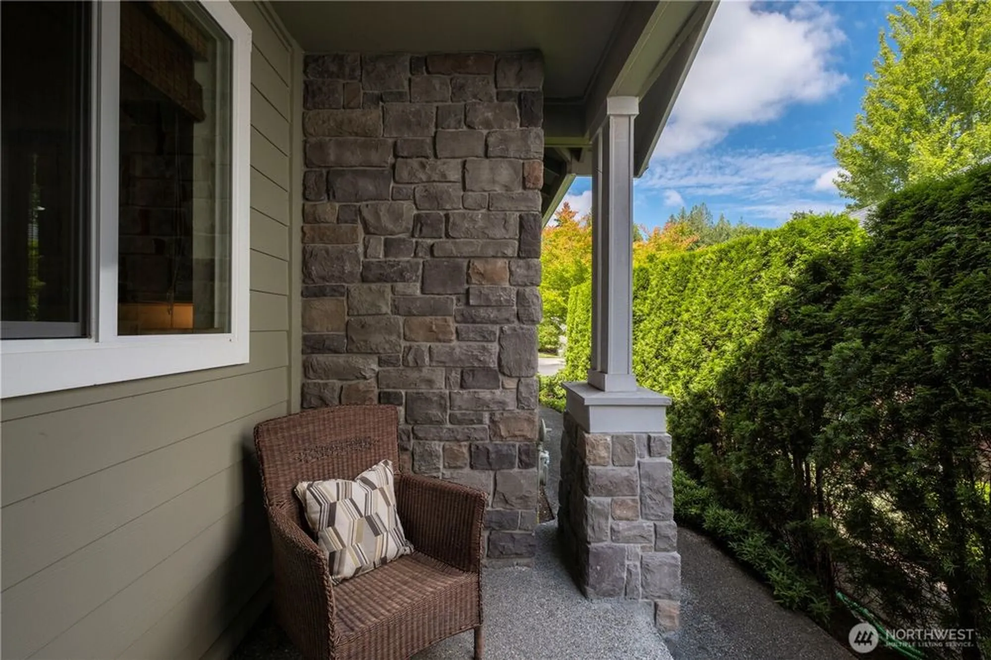 Property Slideshow image 24 of 32 | 24239 ne 130th pl, Redmond, WA, 98053