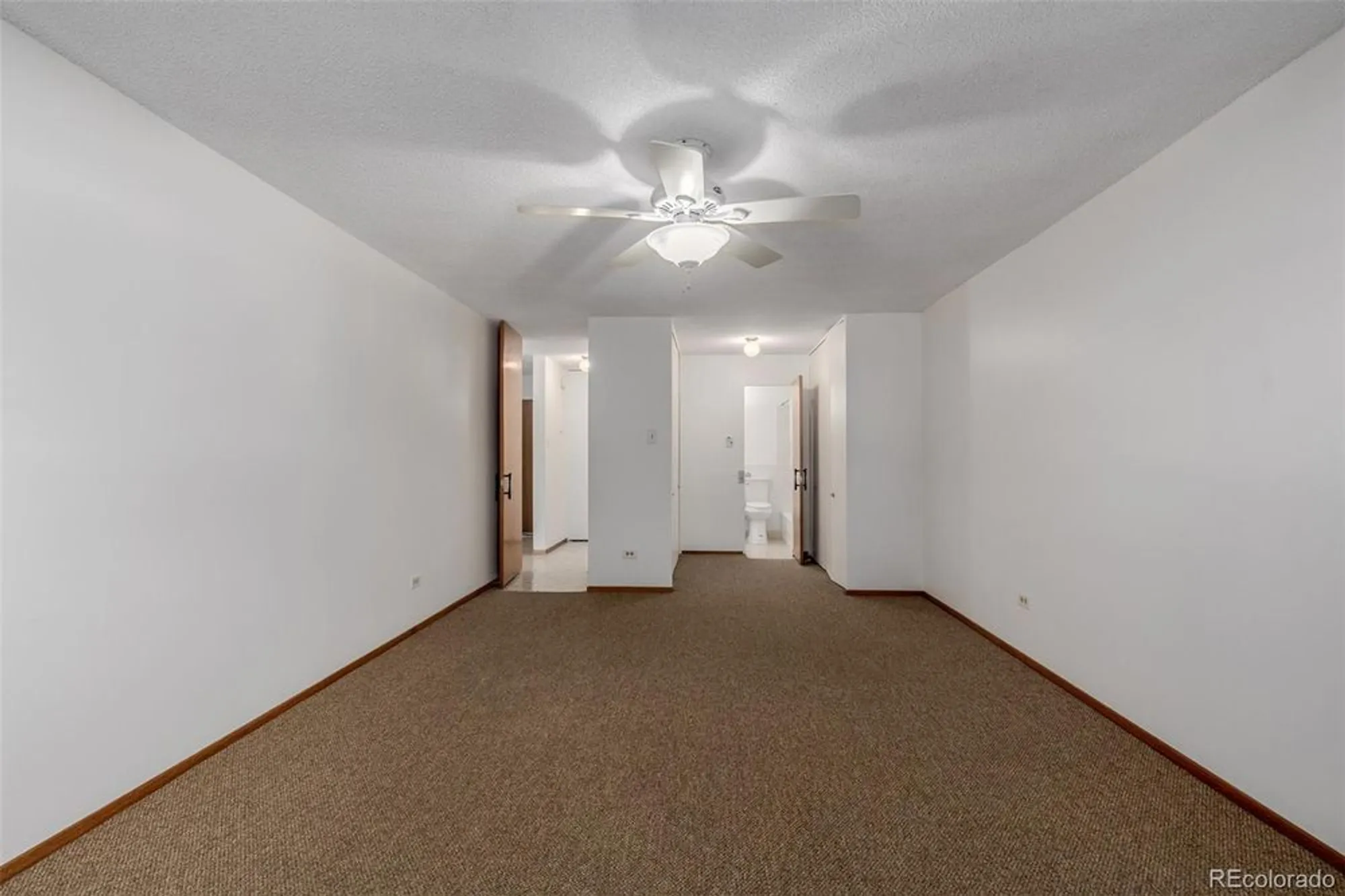 Property Slideshow image 12 of 50 | 9340 e center ave apt 8a, Denver, CO, 80247