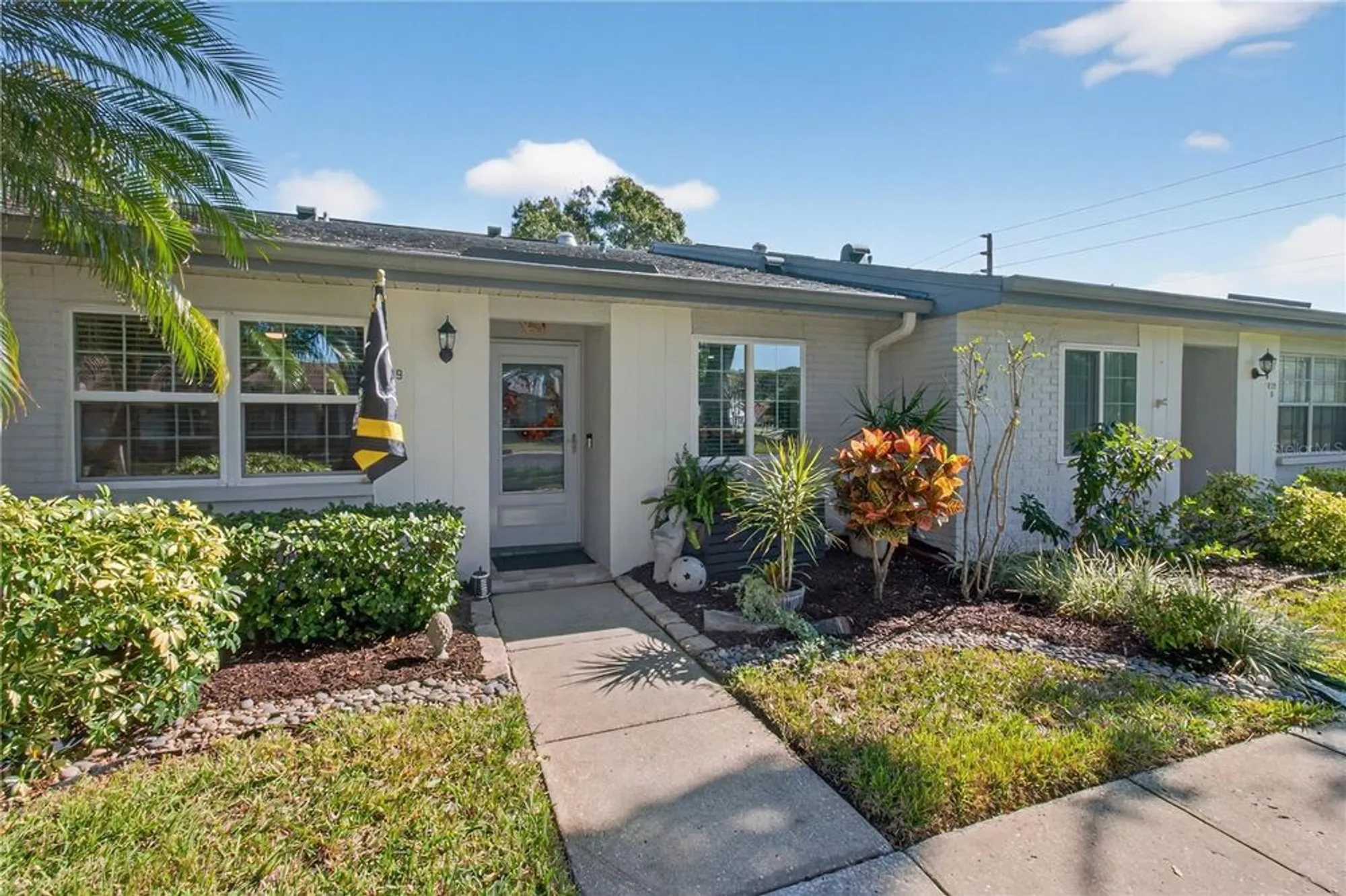 Property Slideshow image 2 of 35 | 839 glen more ct c, Palm Harbor, FL, 34684