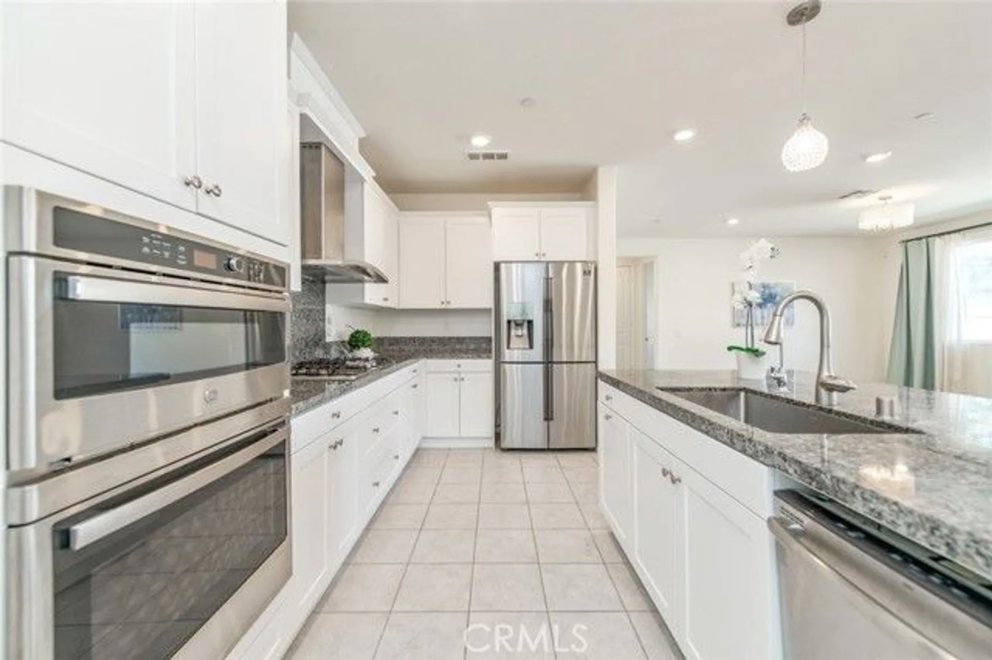 Property Slideshow image 8 of 50 | 4522 s afton privado, Ontario, CA, 91761