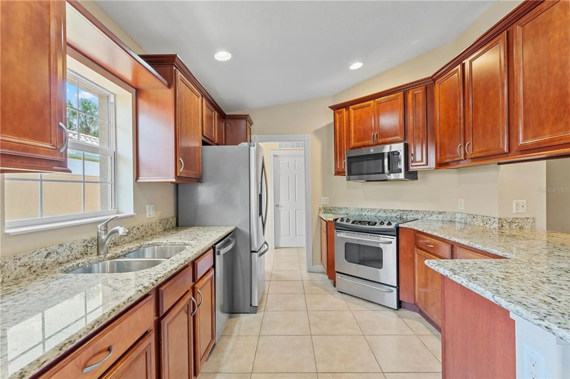 Property Slideshow image 10 of 63 | 11920 kajetan ln, Orlando, FL, 32827