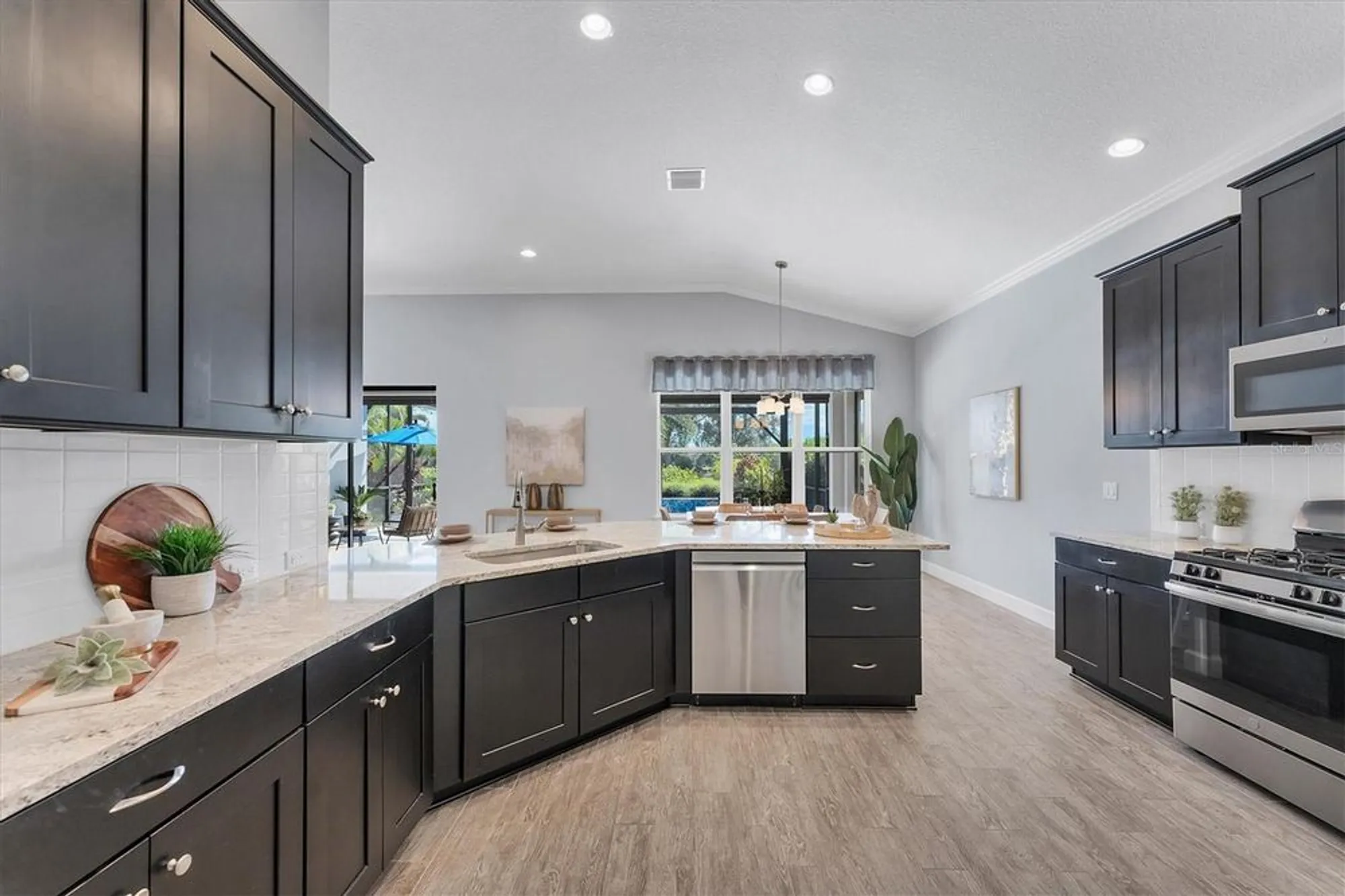 Property Slideshow image 19 of 85 | 13046 sorrento way, Bradenton, FL, 34211