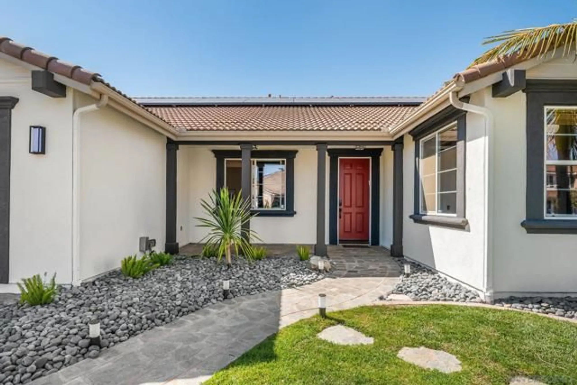 Property Slideshow image 4 of 61 | 10528 pinion trl, Escondido, CA, 92026