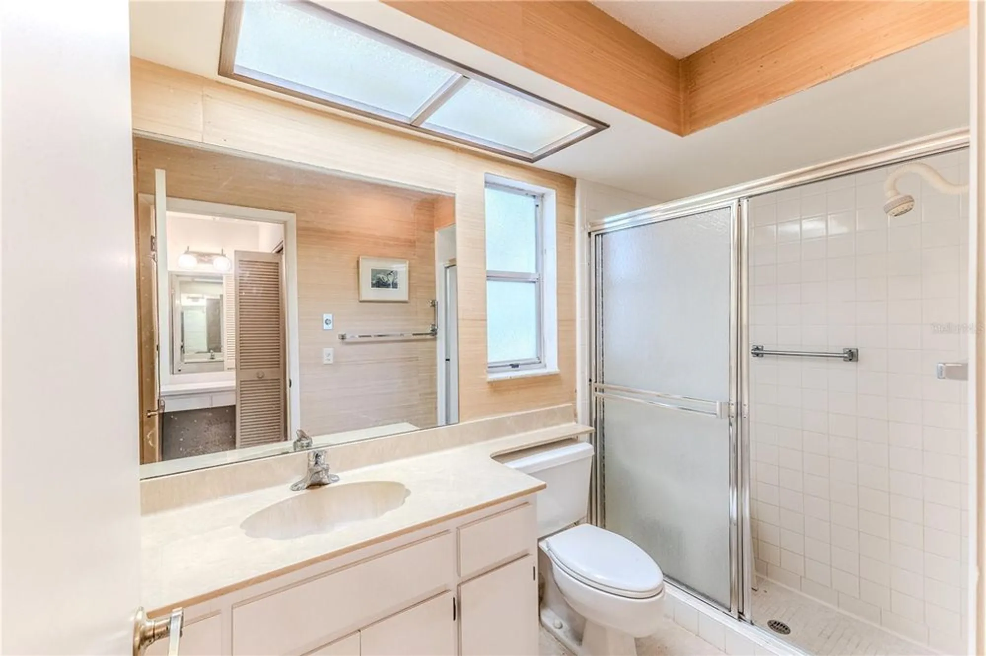 Property Slideshow image 36 of 73 | 2193 timber lodge ln, Spring Hill, FL, 34606