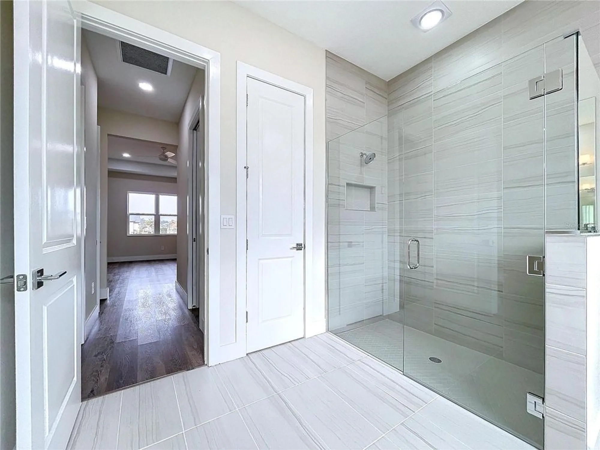 Property Slideshow image 9 of 92 | 9065 mississippi run, Weeki Wachee, FL, 34613