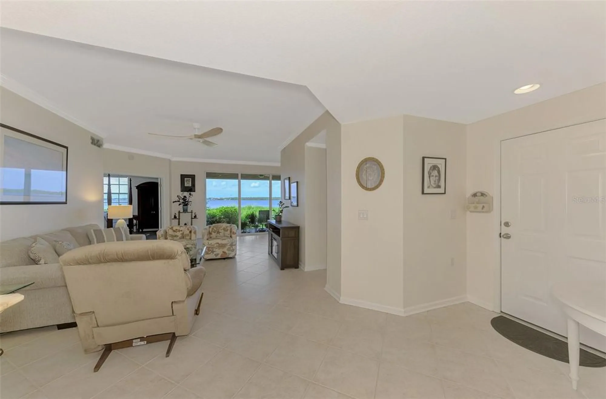 Property Slideshow image 12 of 81 | 4620 club dr unit 102, Port Charlotte, FL, 33953