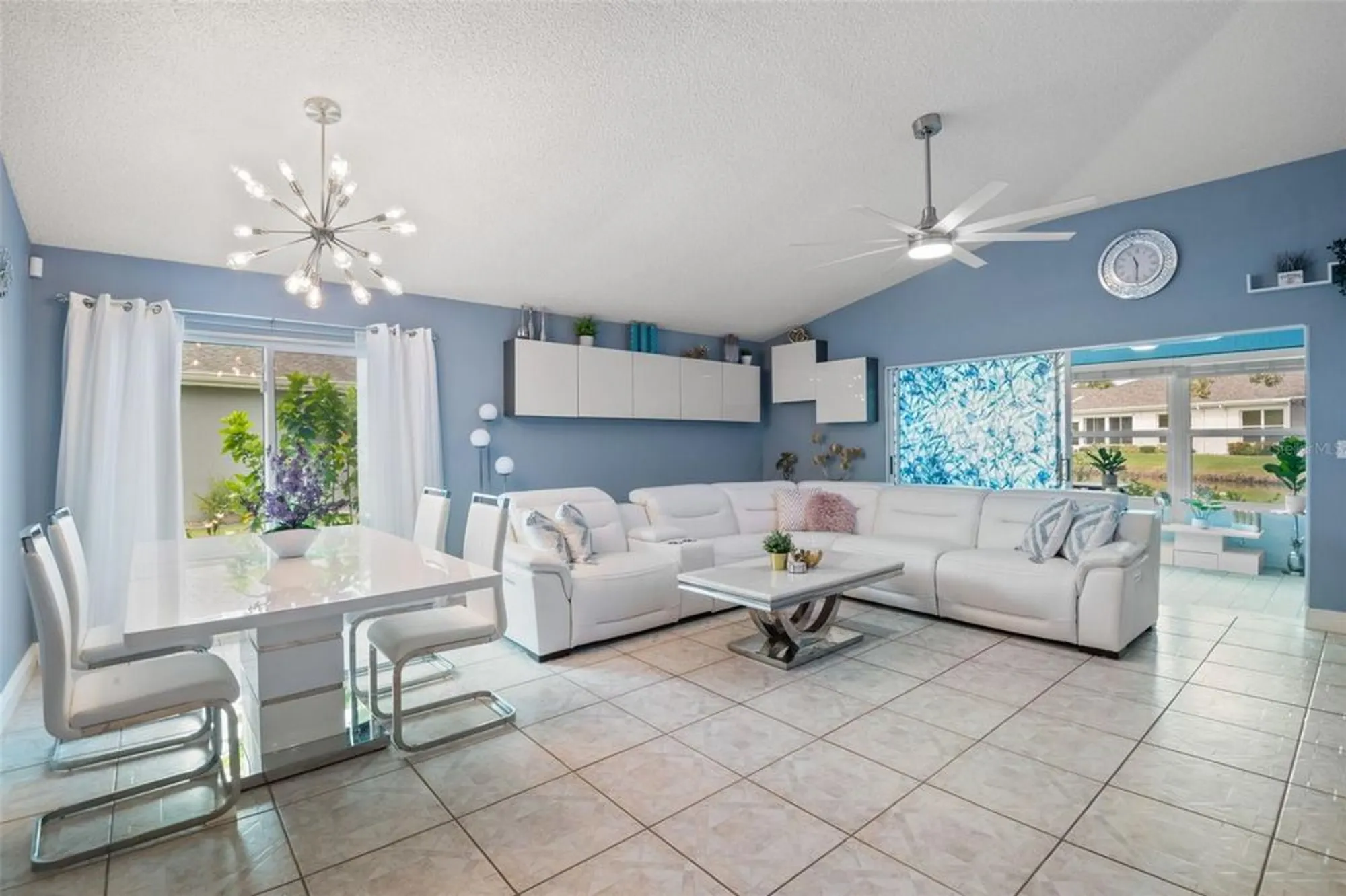 Property Slideshow image 6 of 61 | 713 manchester woods dr, Sun City Center, FL, 33573