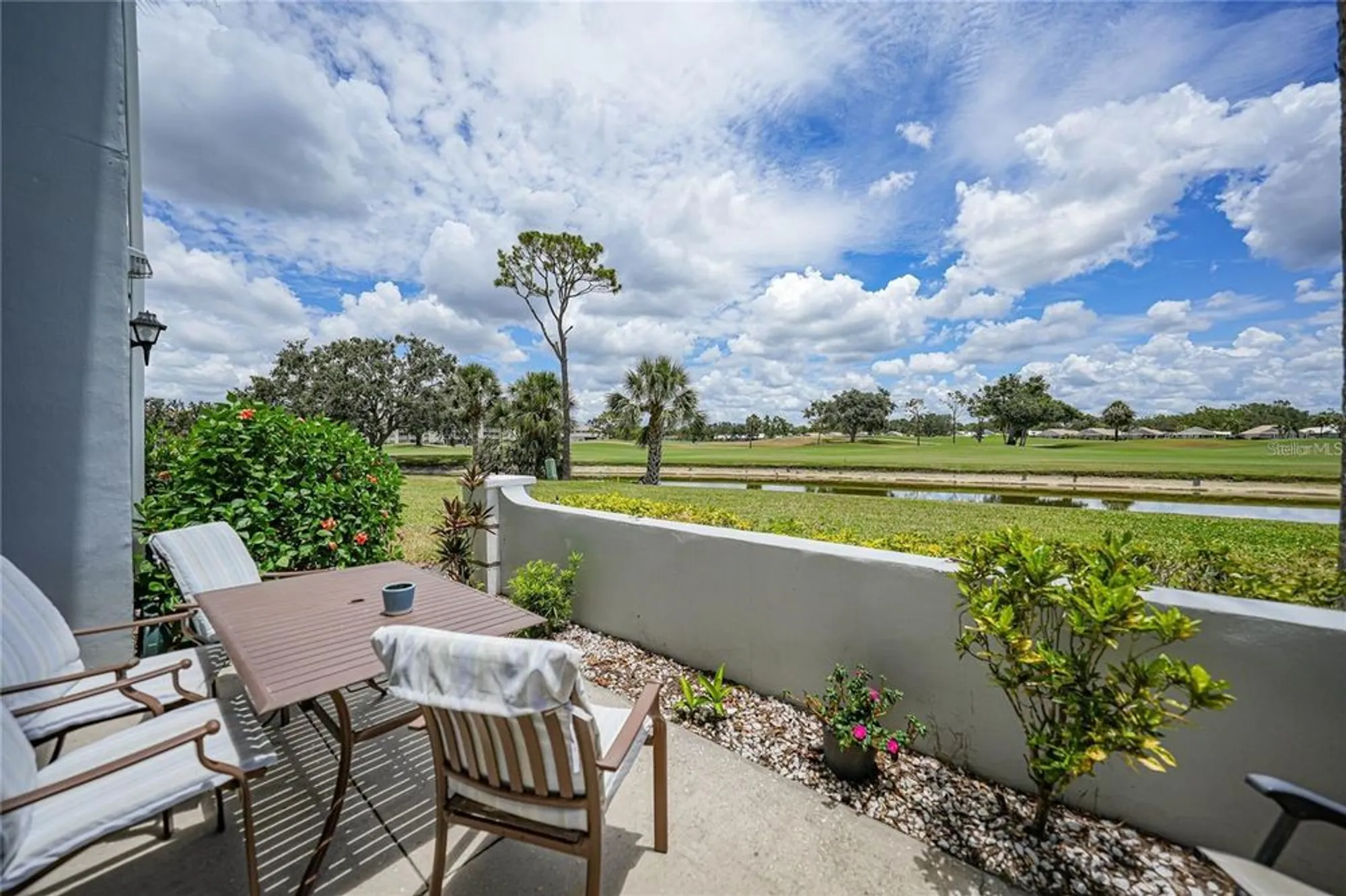 Property Slideshow image 30 of 40 | 404 cerromar cir 112, Venice, FL, 34293