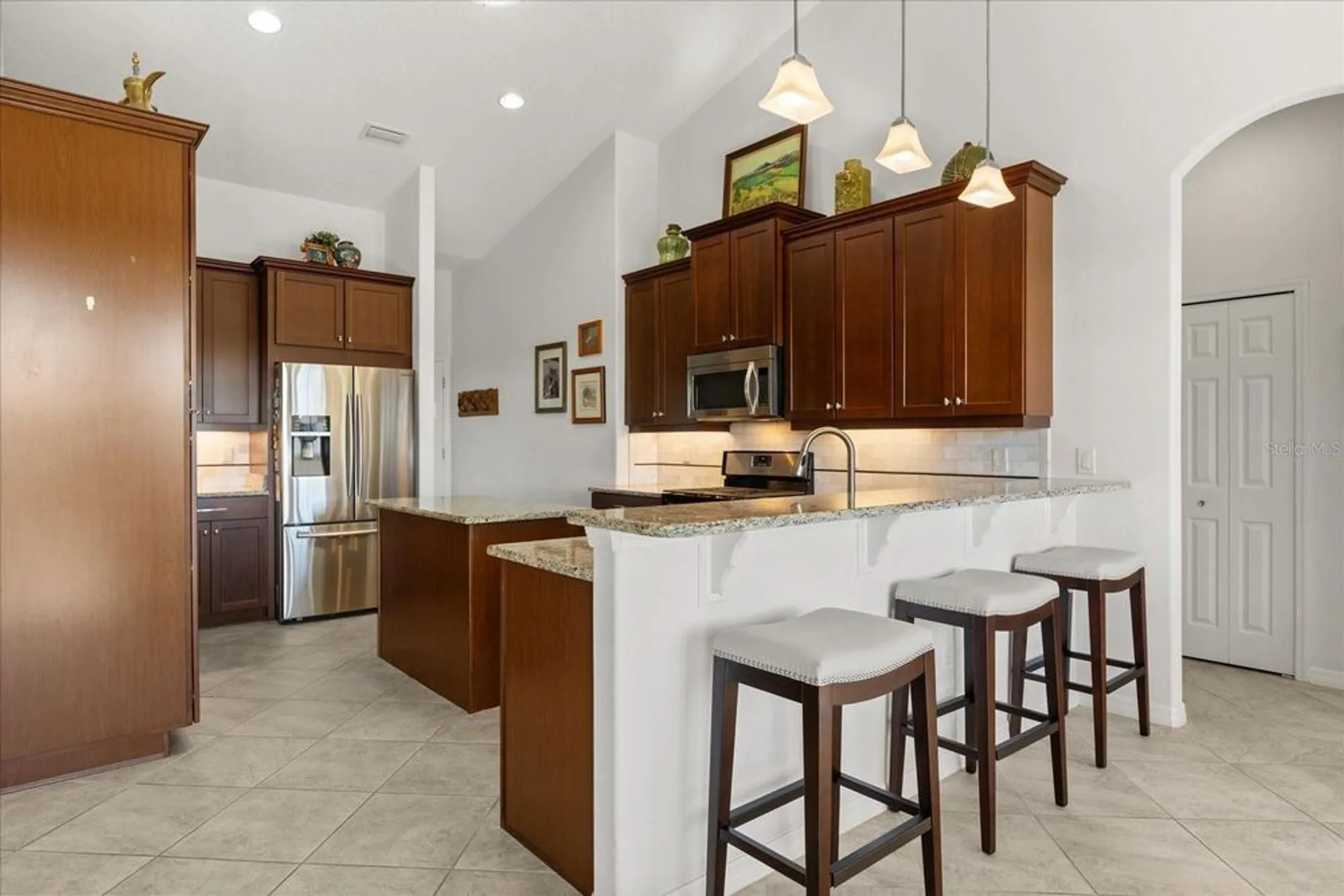 Property Slideshow image 10 of 31 | 8788 bridgeport bay cir, Mount Dora, FL, 32757