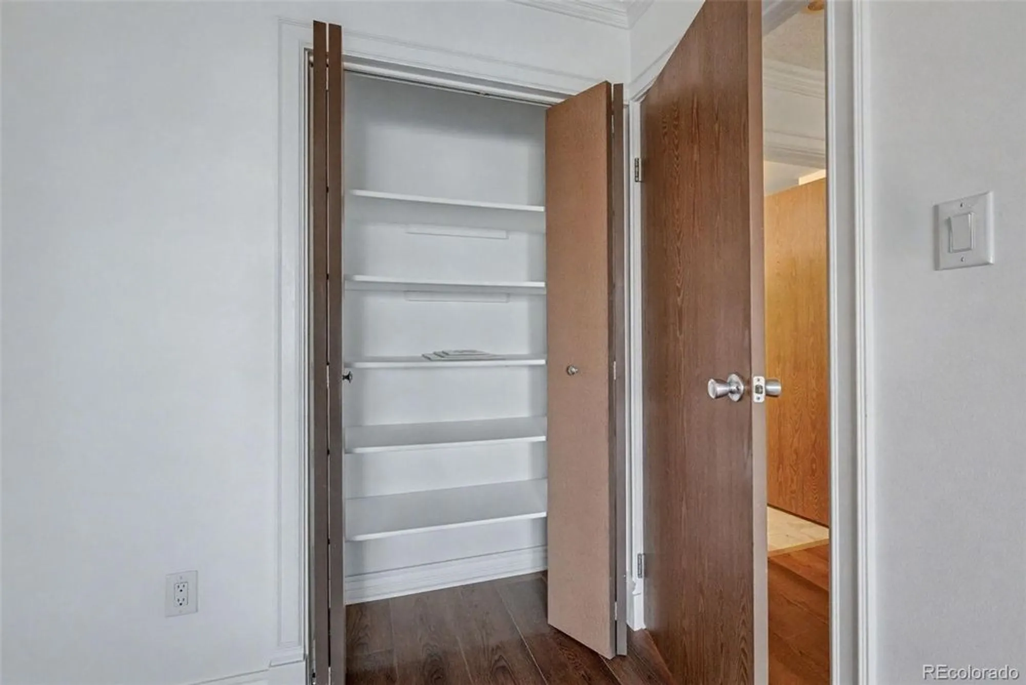 Property Slideshow image 18 of 50 | 14390 e marina dr 302, Aurora, CO, 80014