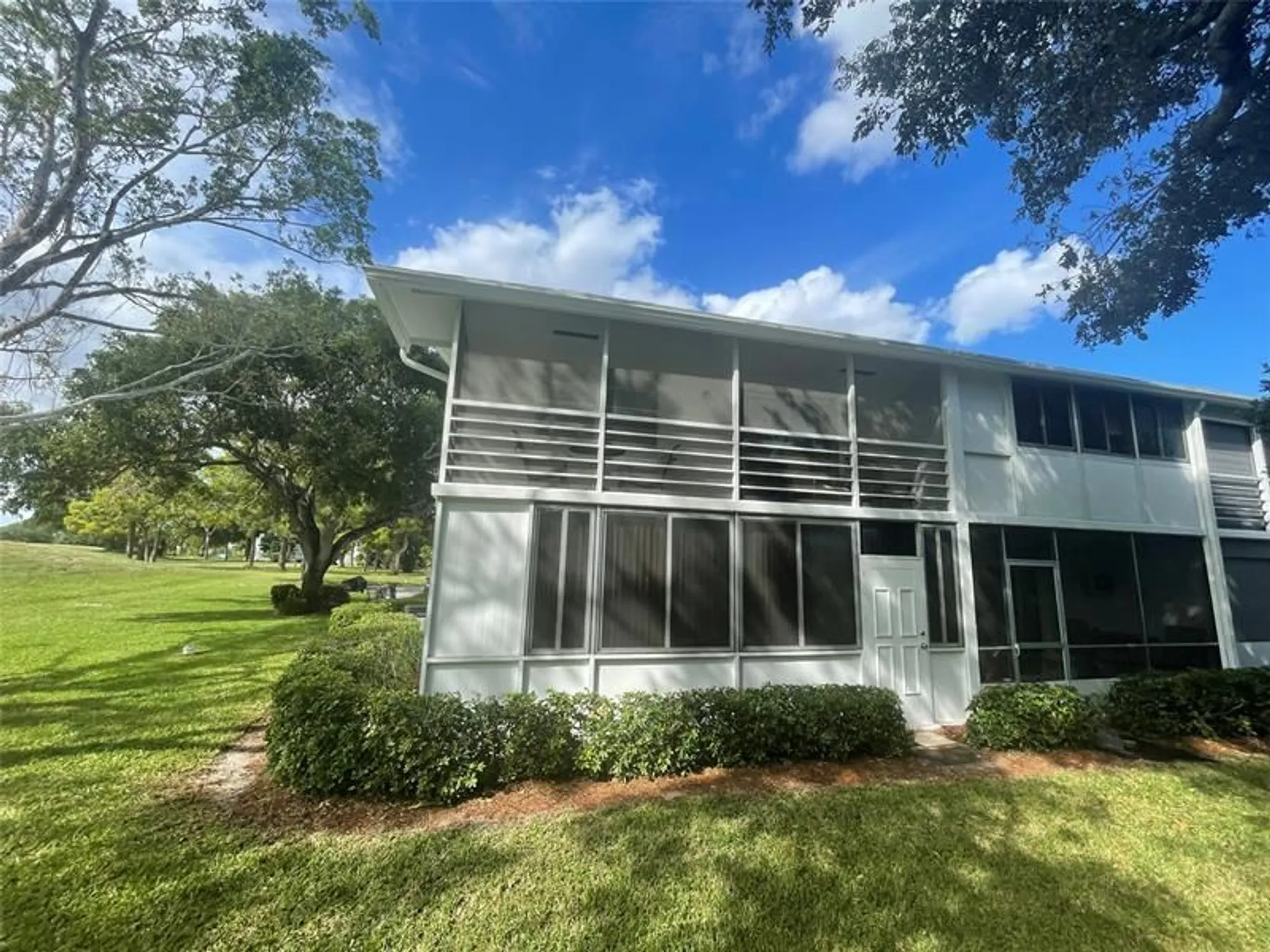 Property Slideshow image 22 of 64 | 40 keswick b # 40, Deerfield Beach, FL, 33442