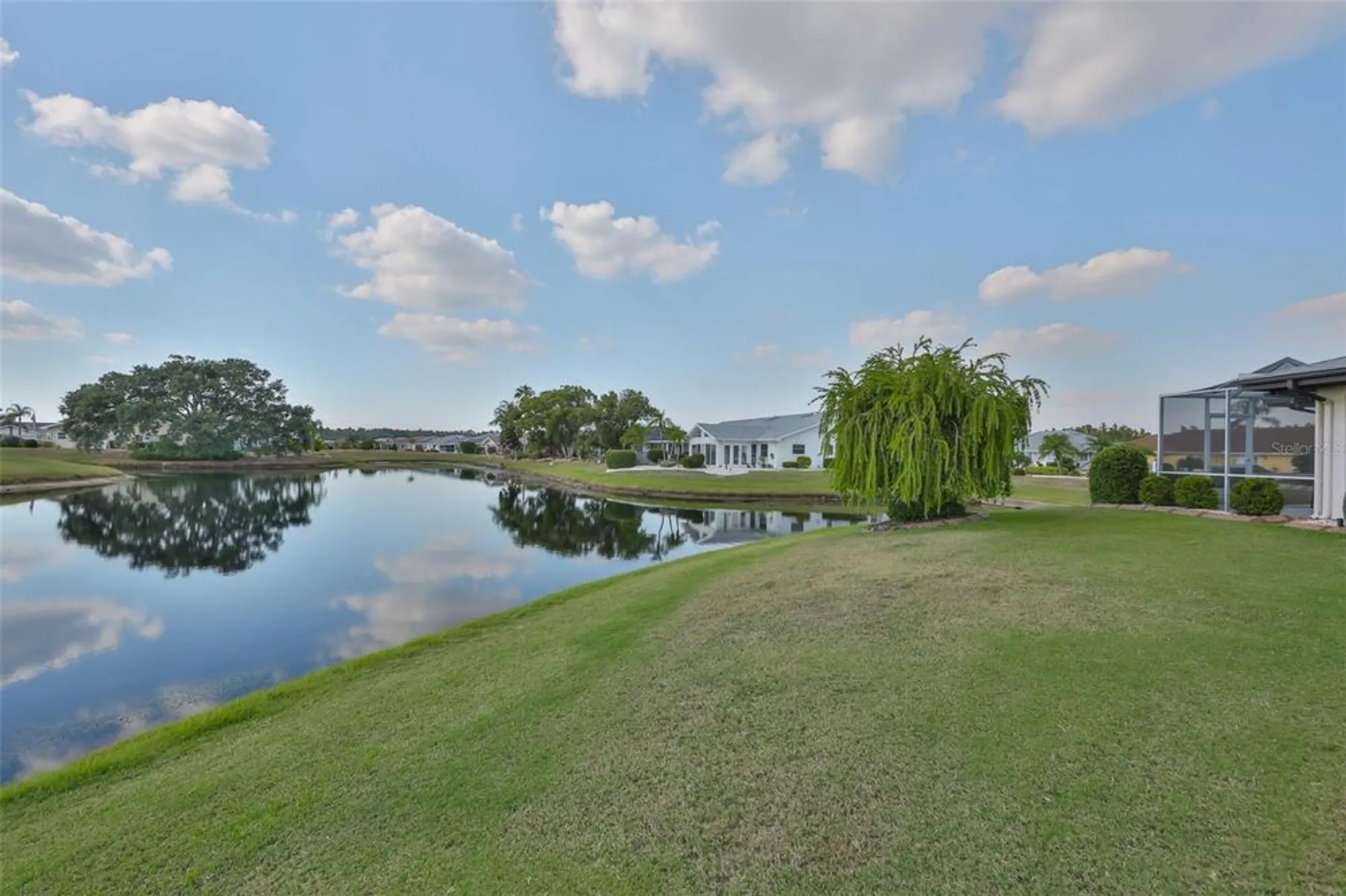 Property Slideshow image 34 of 43 | 1506 bentwood dr, Sun City Center, FL, 33573