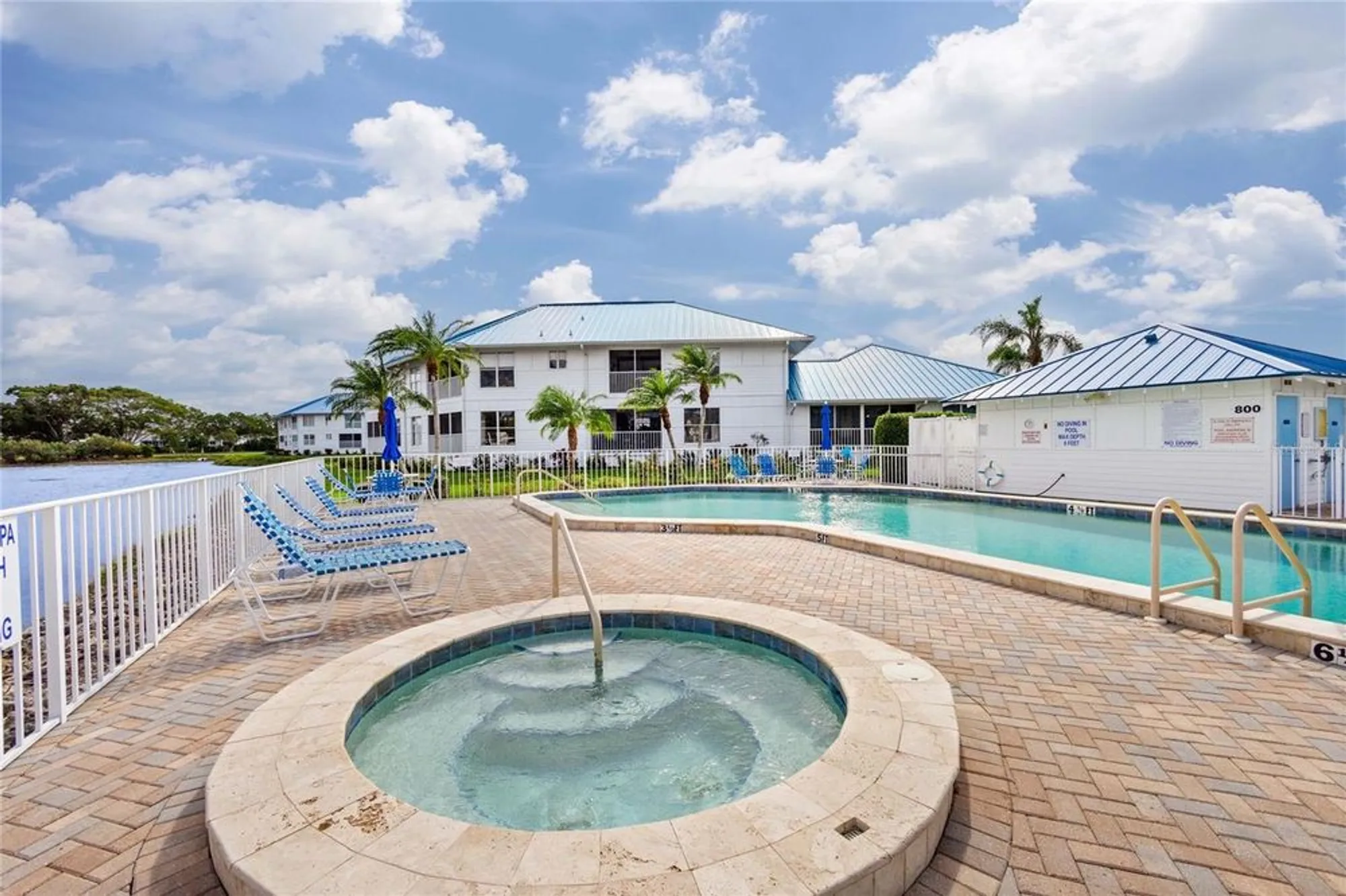 Property Slideshow image 37 of 51 | 803 audubon dr # 803, Bradenton, FL, 34209