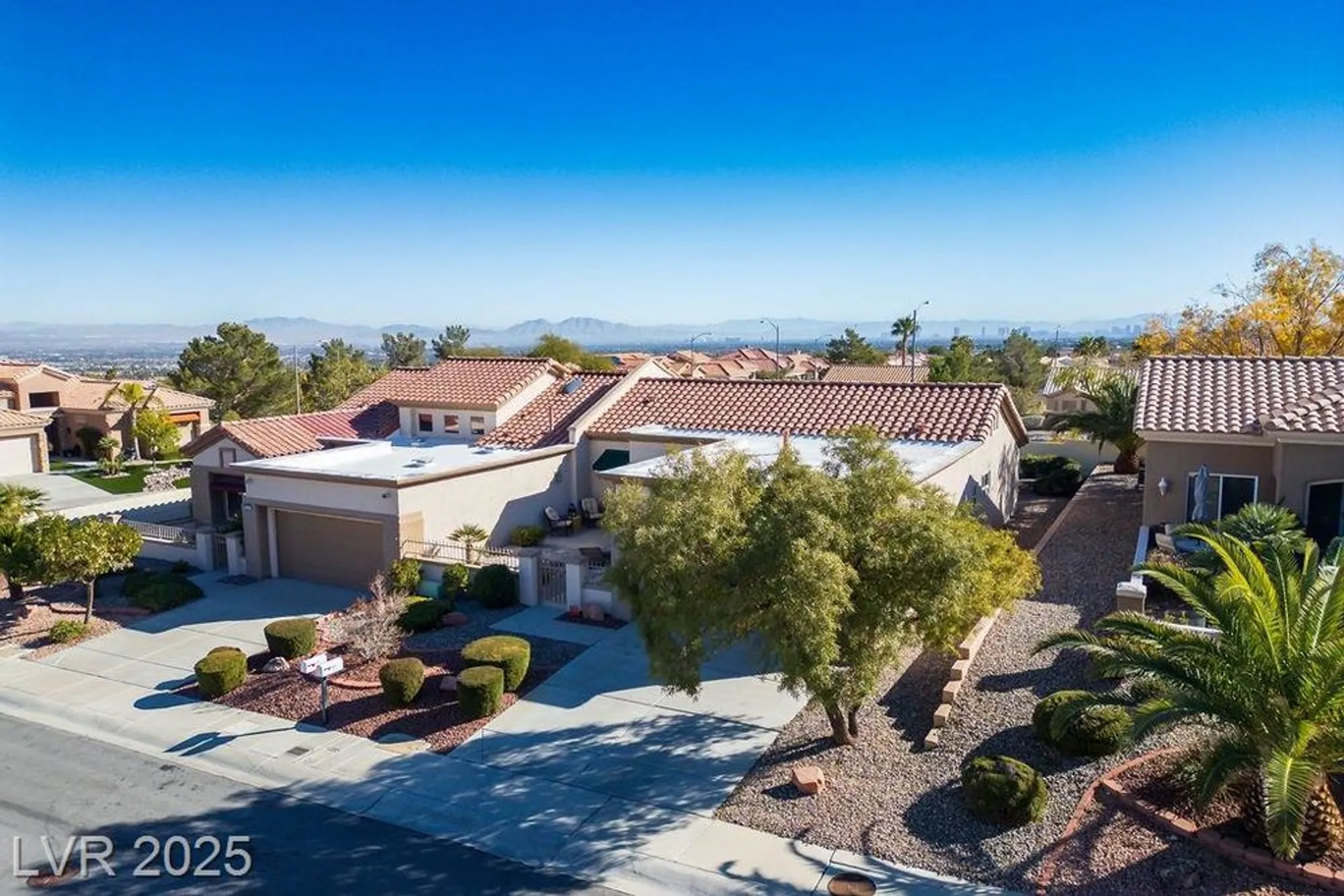 Property Slideshow image 25 of 85 | 2620 deer lake st, Las Vegas, NV, 89134