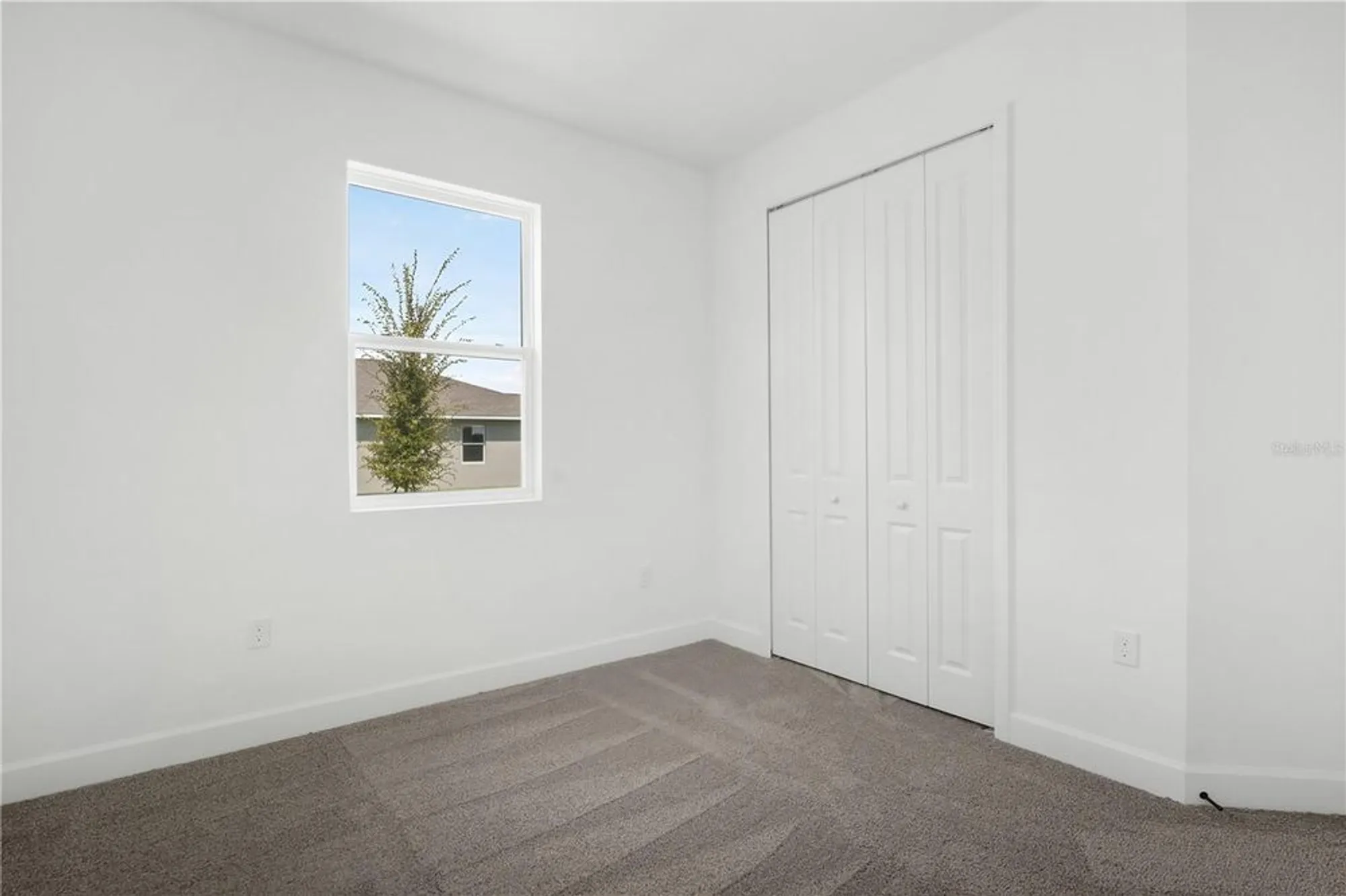 Property Slideshow image 25 of 44 | 9176 players dr, Weeki Wachee, FL, 34613