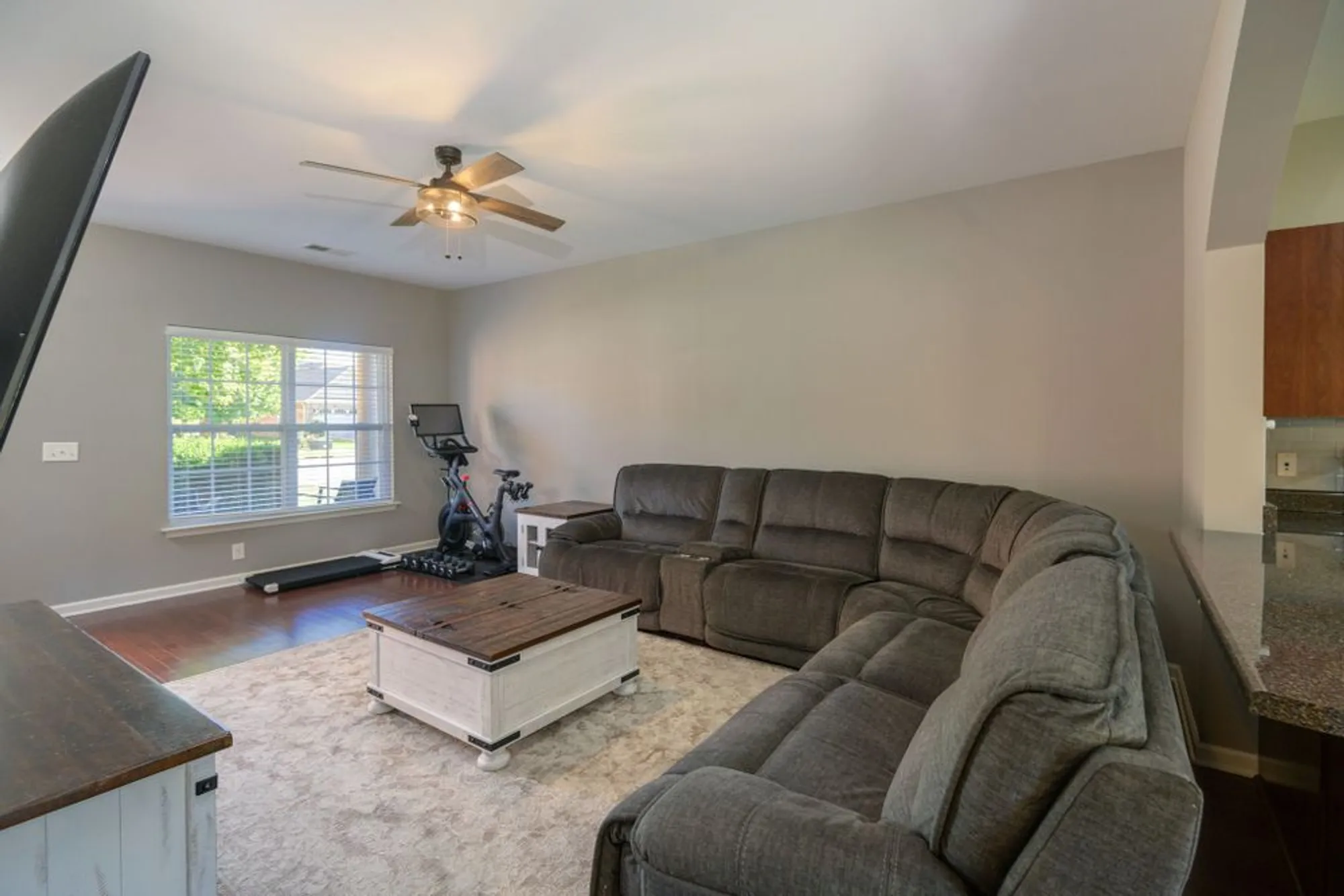 Property Slideshow image 17 of 94 | 259 meandering dr, Lebanon, TN, 37090