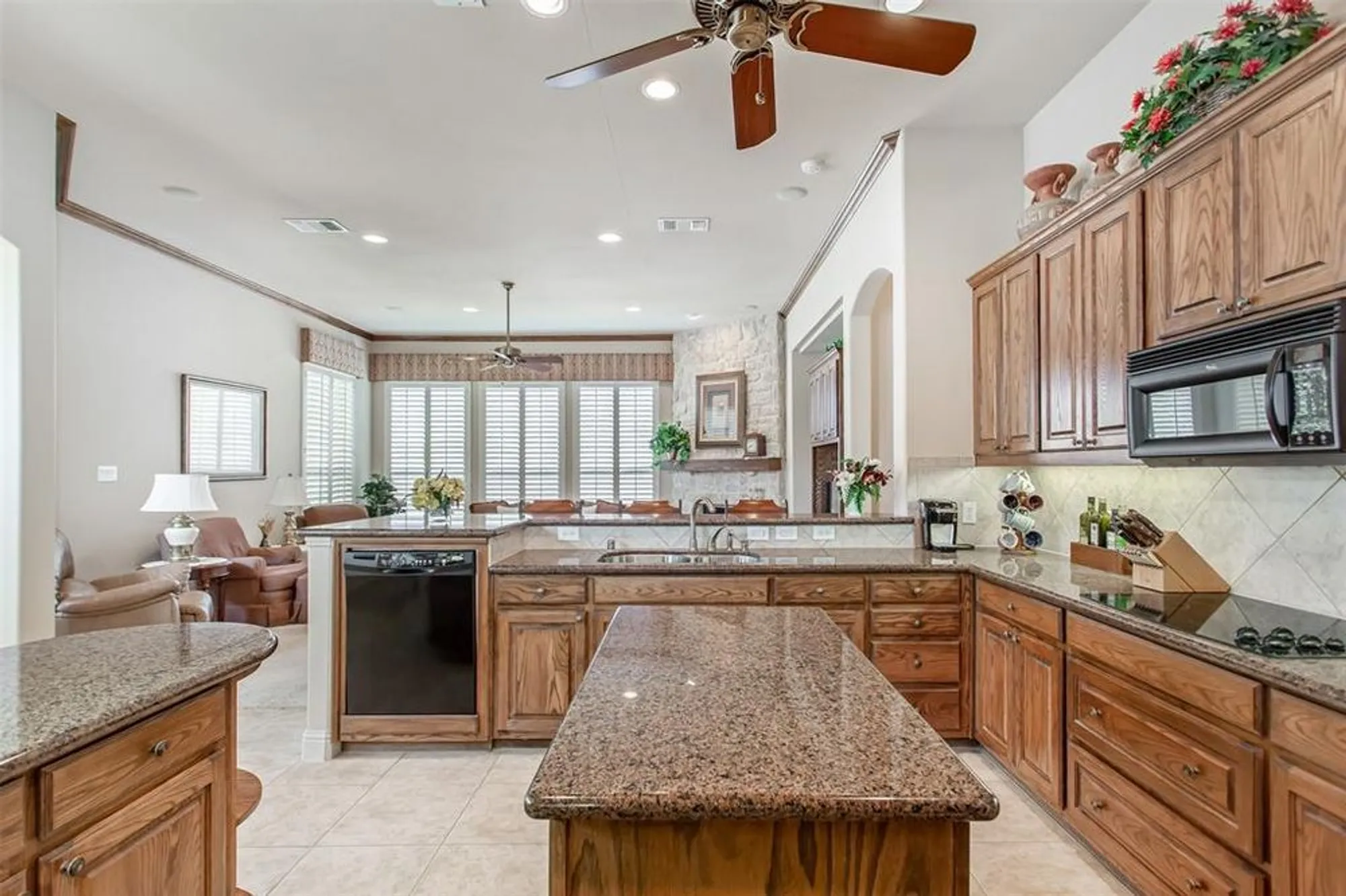 Property Slideshow image 18 of 39 | 615 pelican hills dr, Fairview, TX, 75069