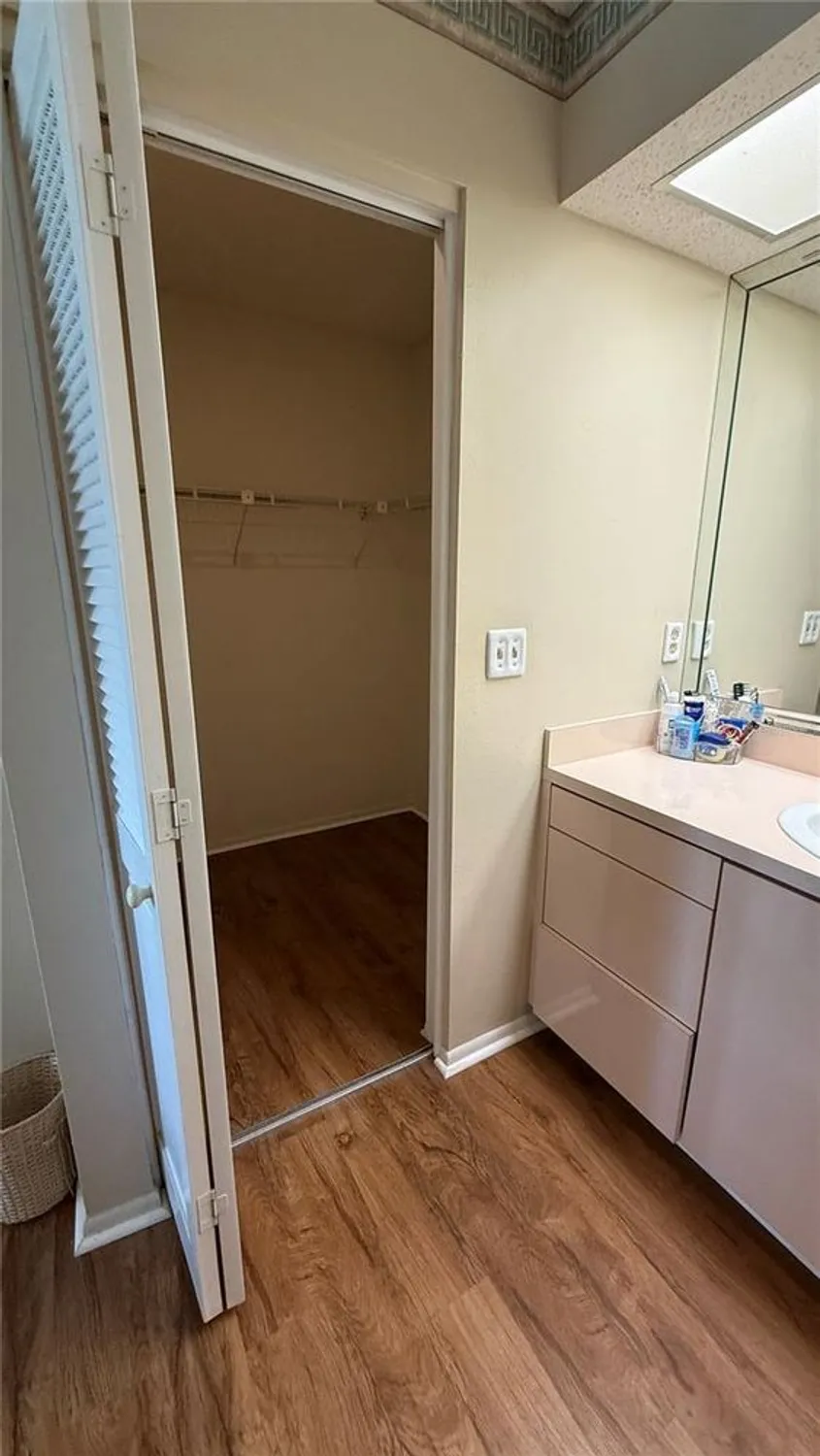 Property Slideshow image 29 of 51 | 2722 sherbrooke ln d, Palm Harbor, FL, 34684