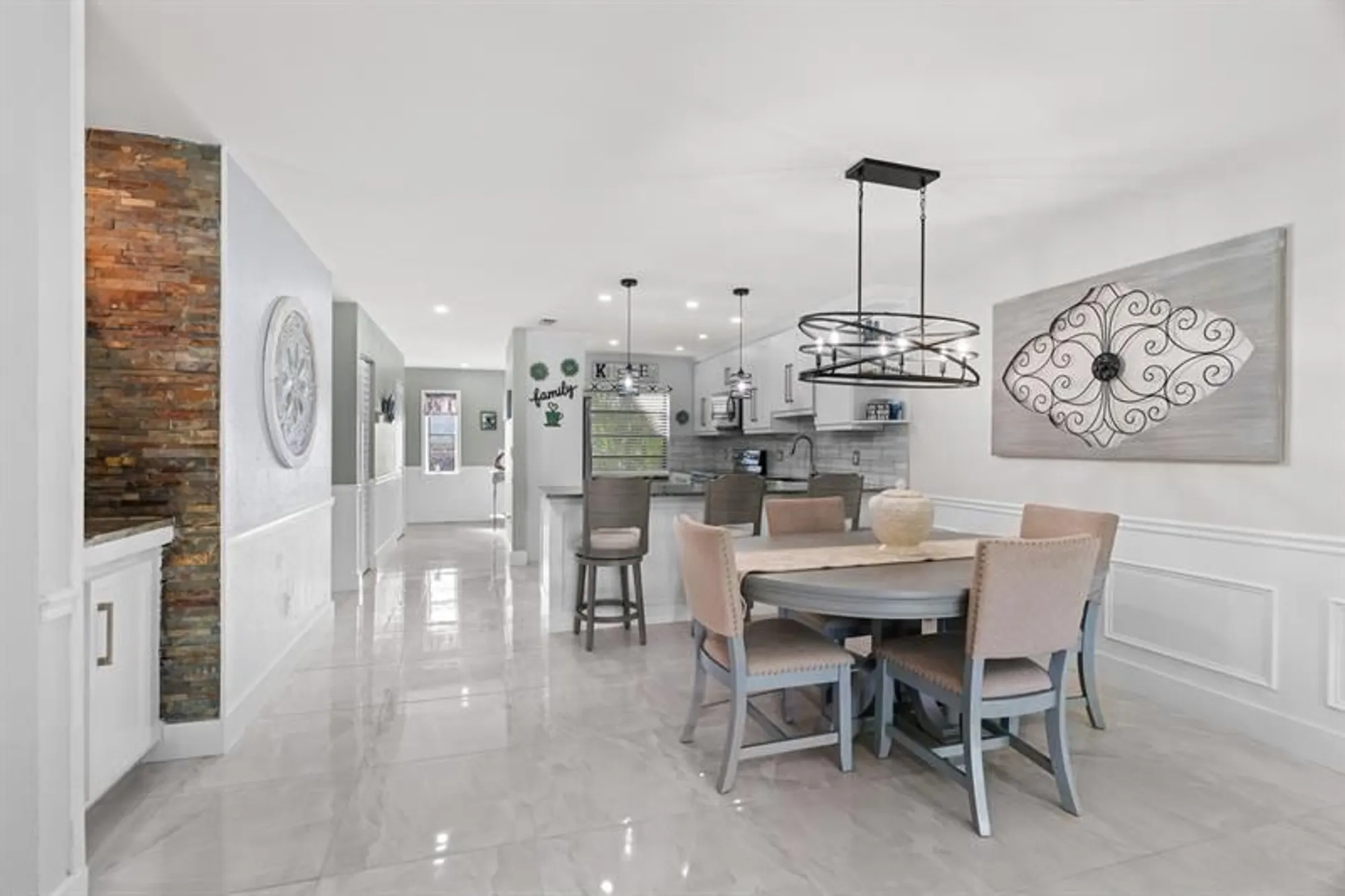 Property Slideshow image 22 of 42 | 21215 lago cir f, Boca Raton, FL, 33433