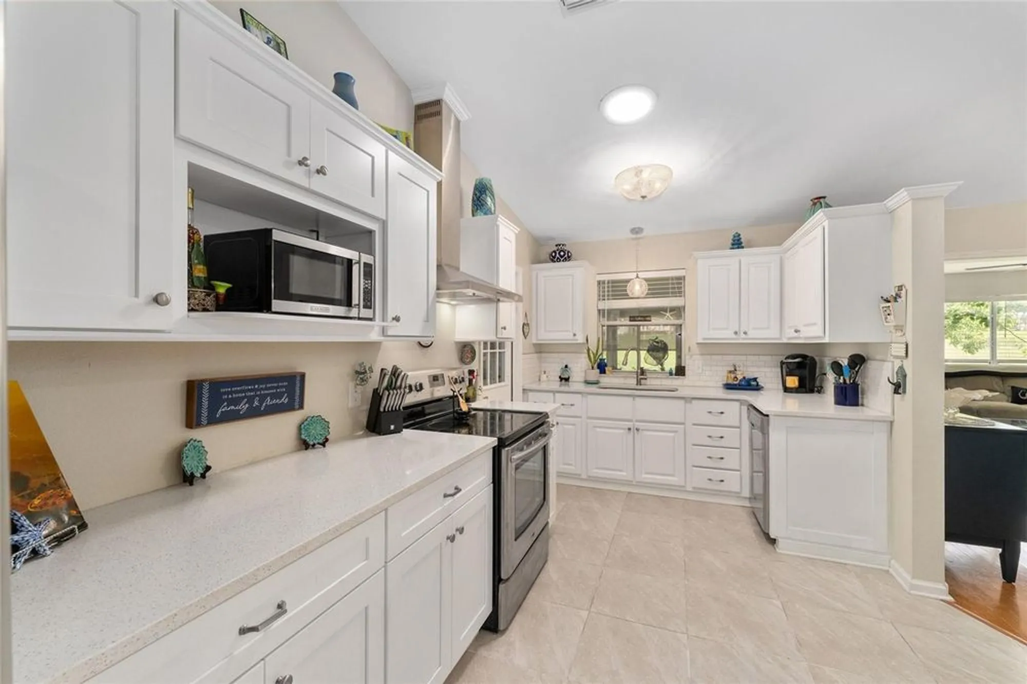 Property Slideshow image 13 of 57 | 934 orchid st, The Villages, FL, 32159