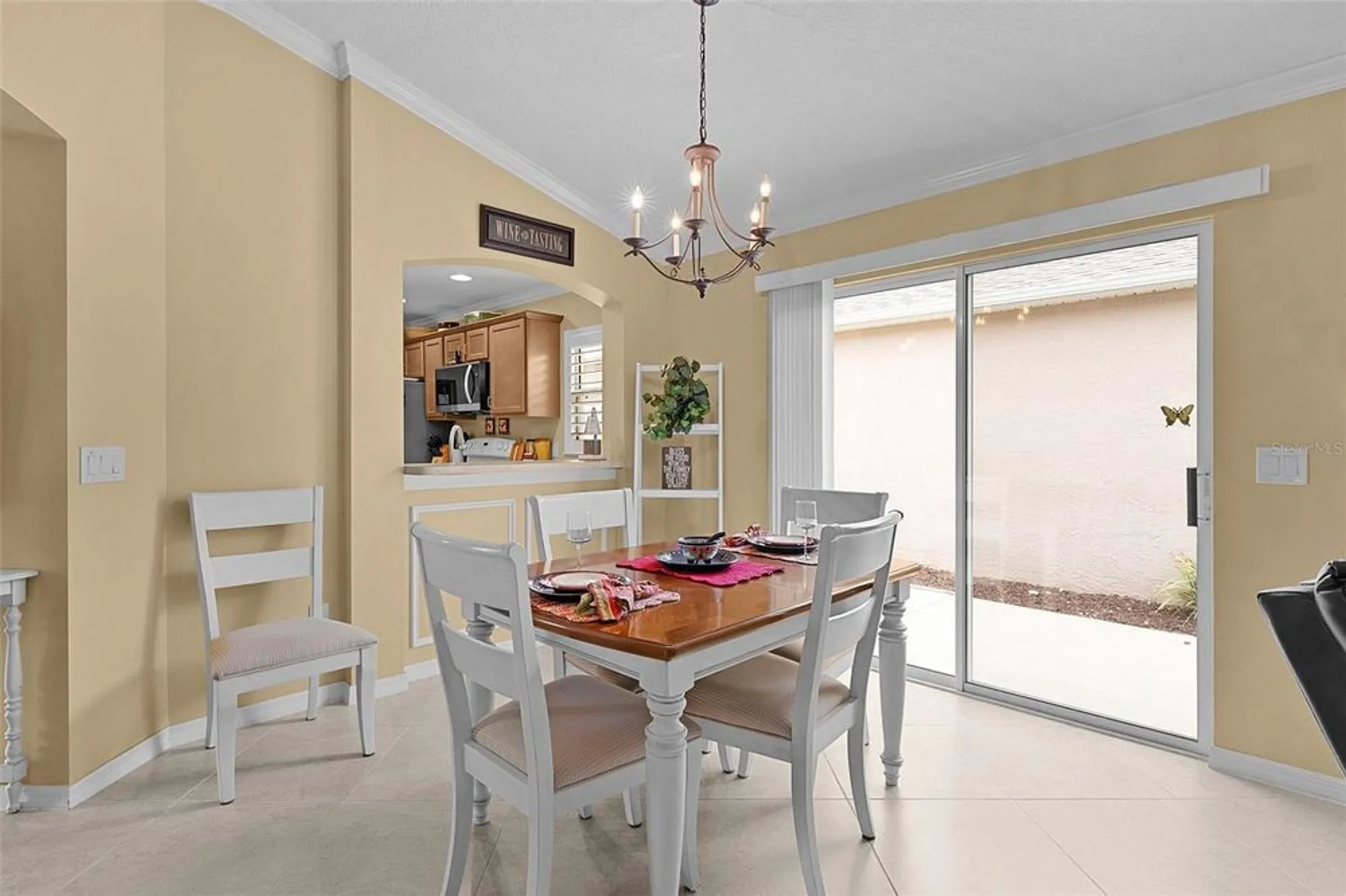 Property Slideshow image 5 of 50 | 2019 altamonte way, The Villages, FL, 32162