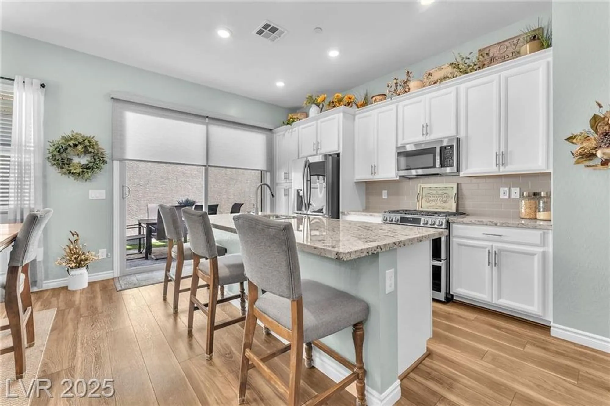 Property Slideshow image 23 of 32 | 771 cactus crossing st, Henderson, NV, 89011