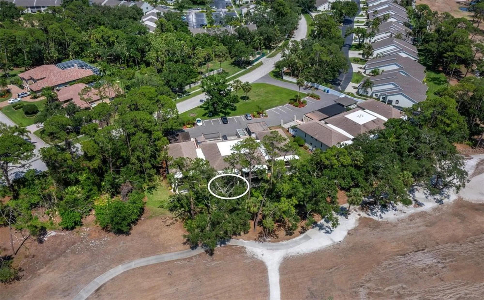 Property Slideshow image 4 of 67 | 6110 country club way 102, Sarasota, FL, 34243