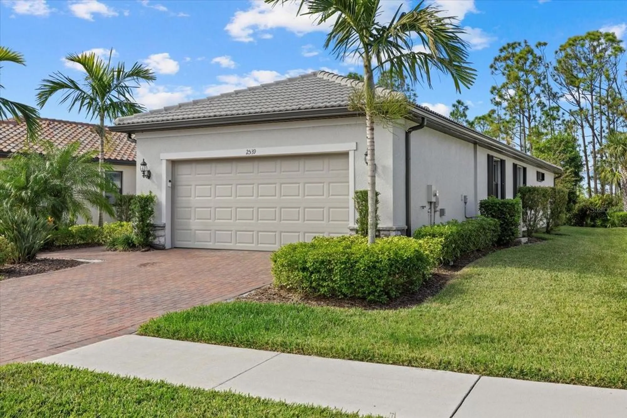 Property Slideshow image 9 of 54 | 2539 brassica dr, North Port, FL, 34289