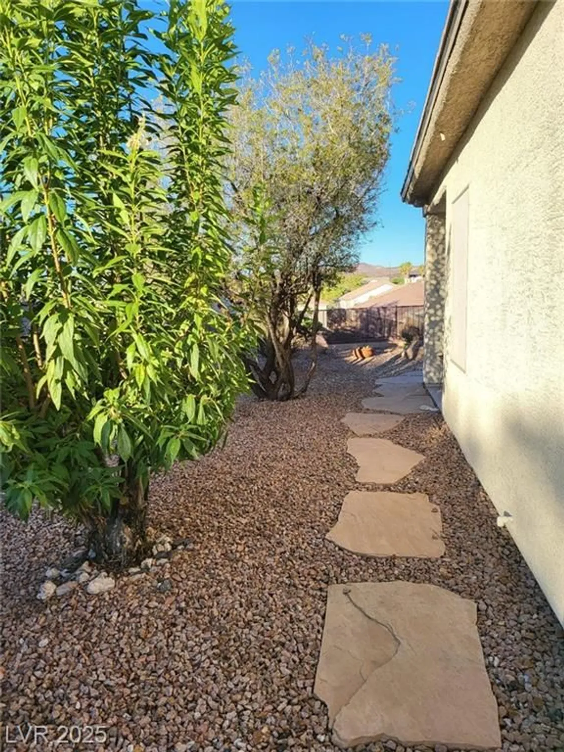 Property Slideshow image 20 of 22 | 1376 forlana dr, Henderson, NV, 89052