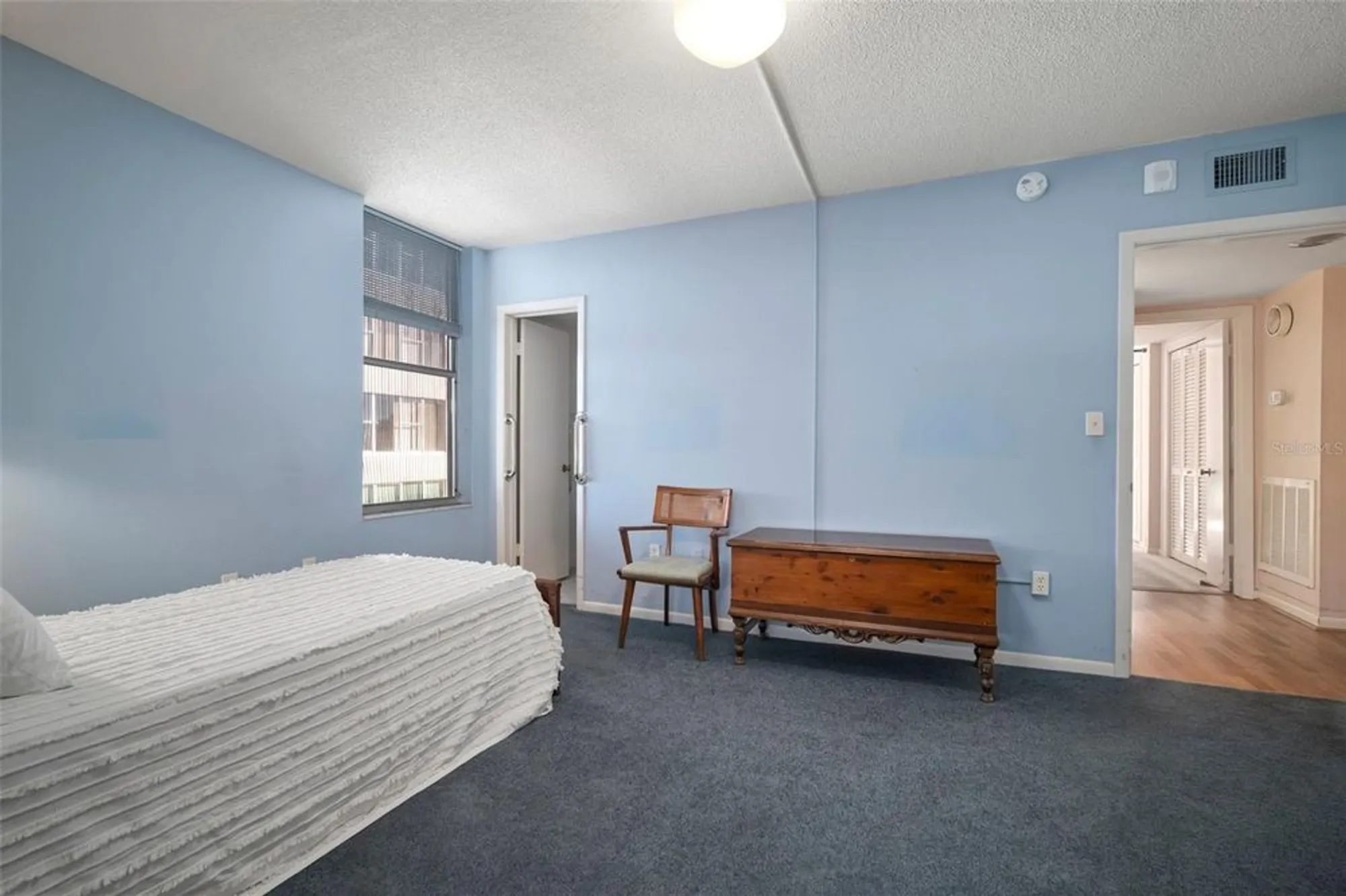 Property Slideshow image 17 of 25 | 2405 s ardson pl 303a, Tampa, FL, 33629