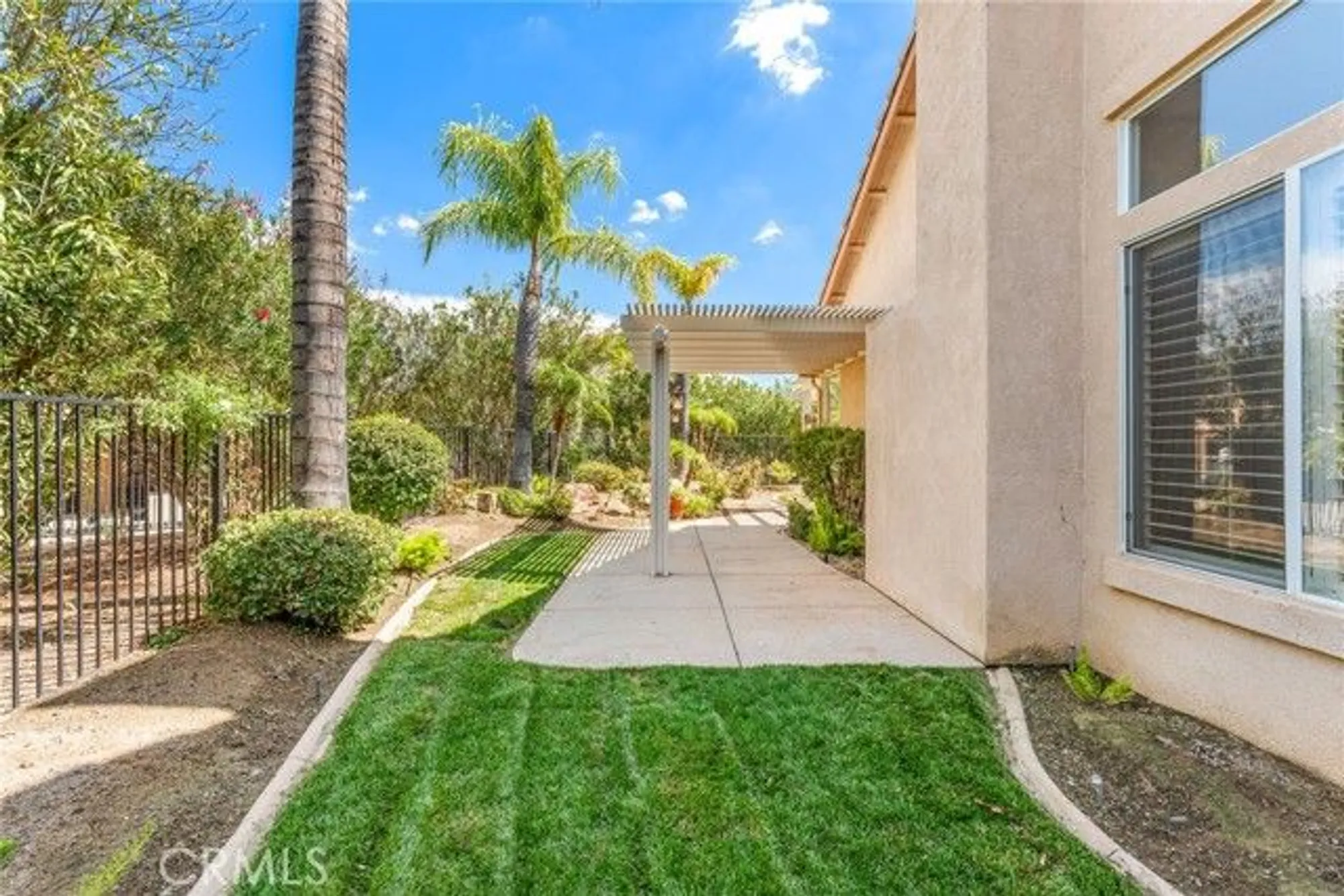 Property Slideshow image 22 of 43 | 28641 coolwater ct, Menifee, CA, 92584