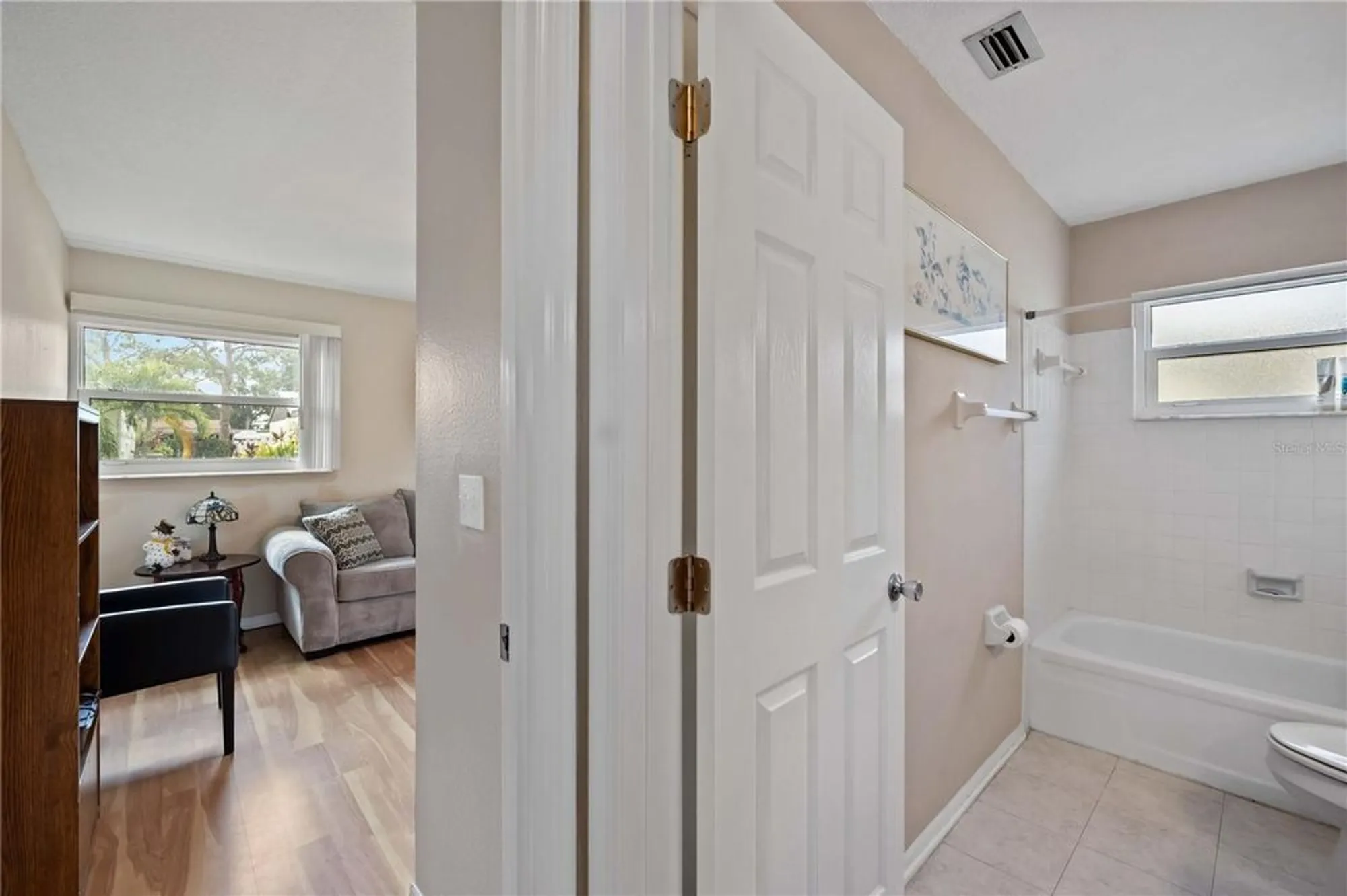 Property Slideshow image 25 of 51 | 3527 silver pine ct # 82, Sarasota, FL, 34231