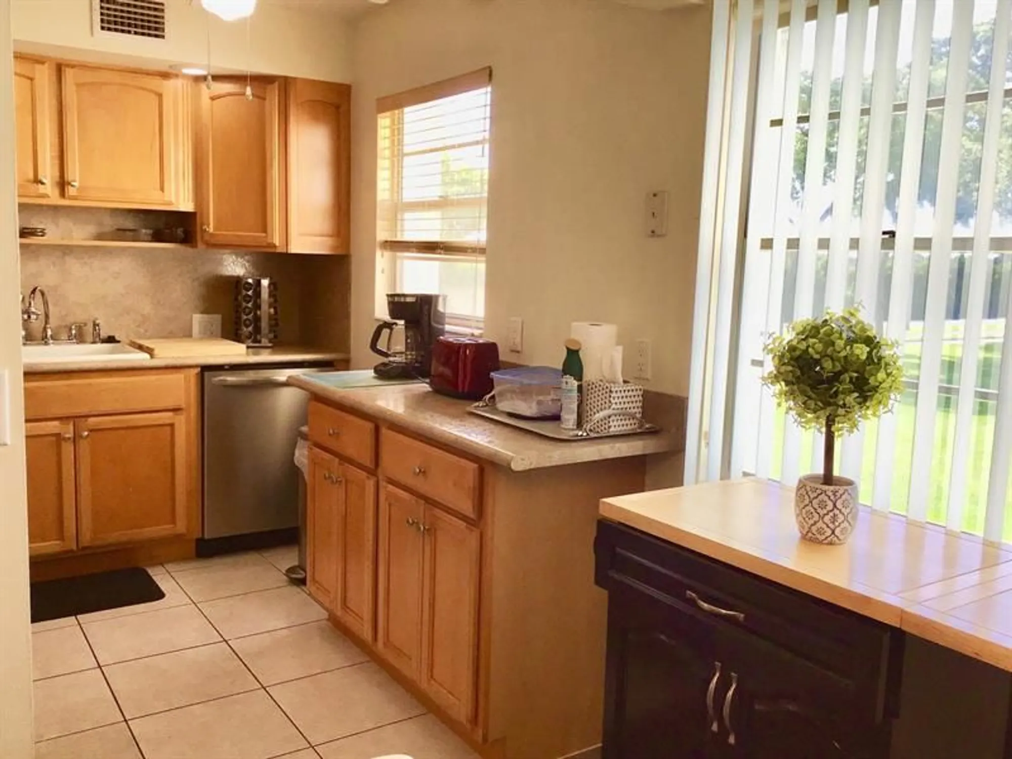 Property Slideshow image 6 of 30 | 438 mansfield k # 438, Boca Raton, FL, 33434